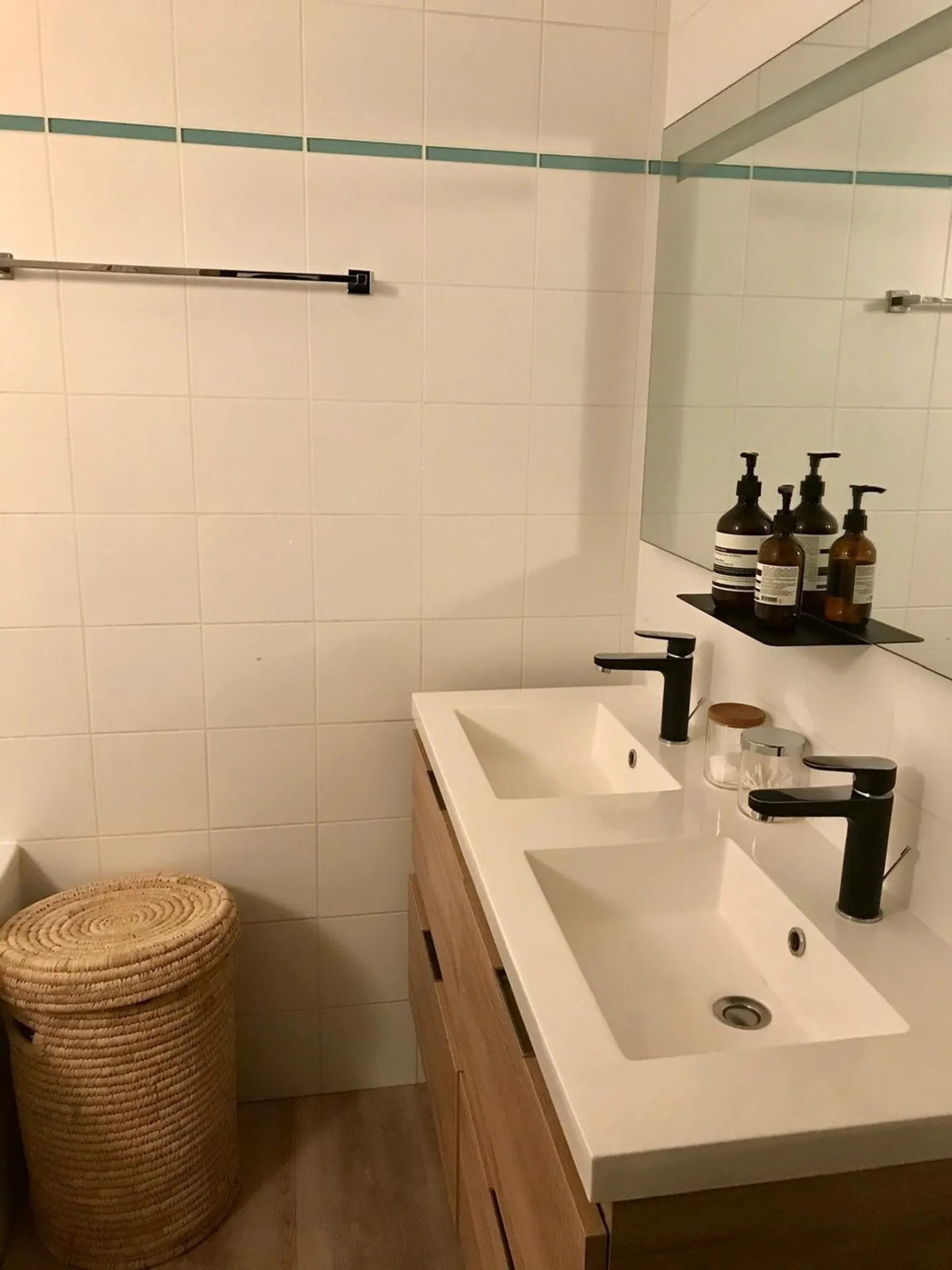 Charming Apartment in Old Town - Photo 4 of 7