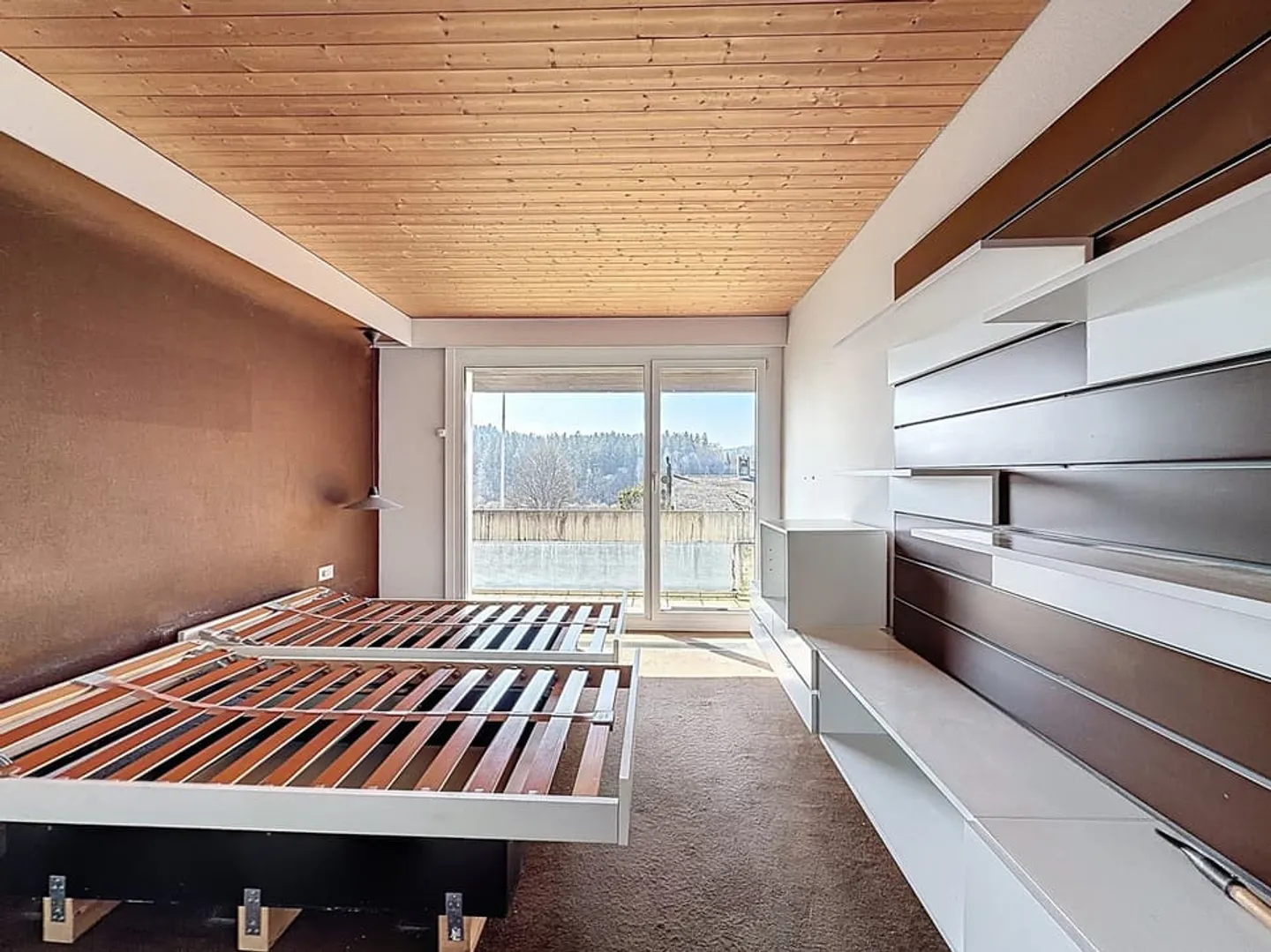 Rare opportunity: between nature and serenity, a villa to reinvent - Photo 8 of 13