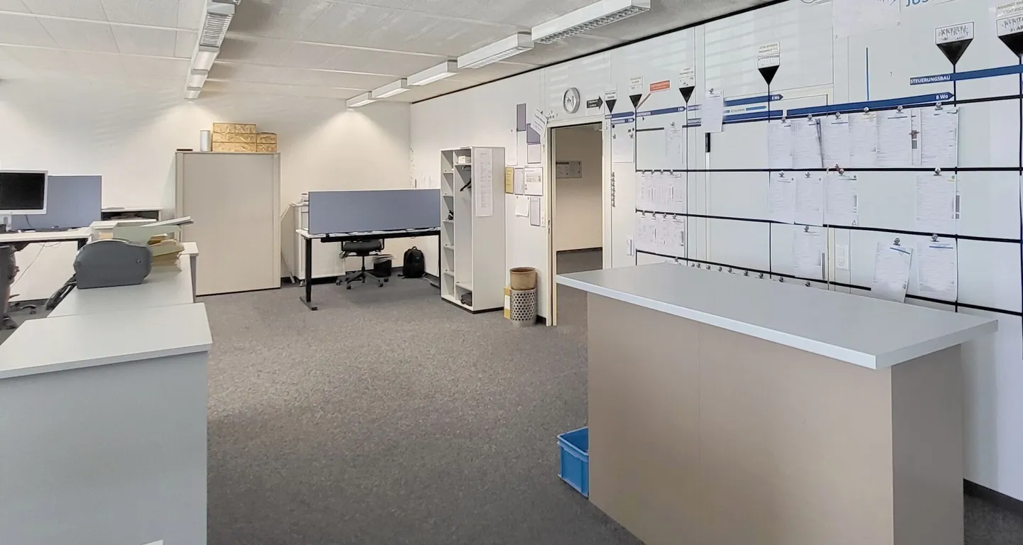 Geräumiger Bürotrakt zu vermieten - Foto 6 von 10