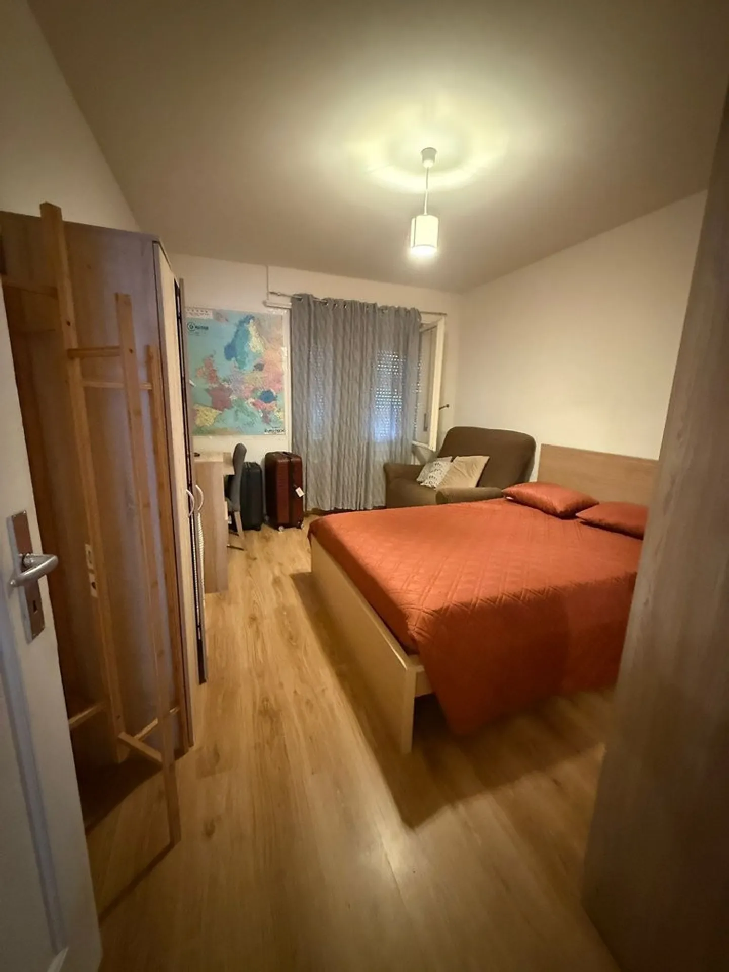 Quiet neighborhood in Prilly - Photo 8 of 9