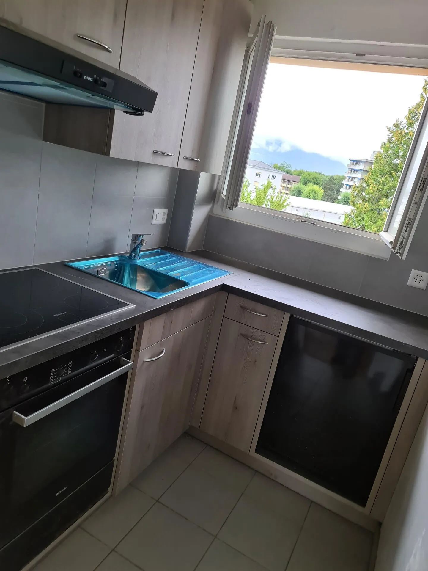 Appartamento di 3 locali - Foto 2 di 5