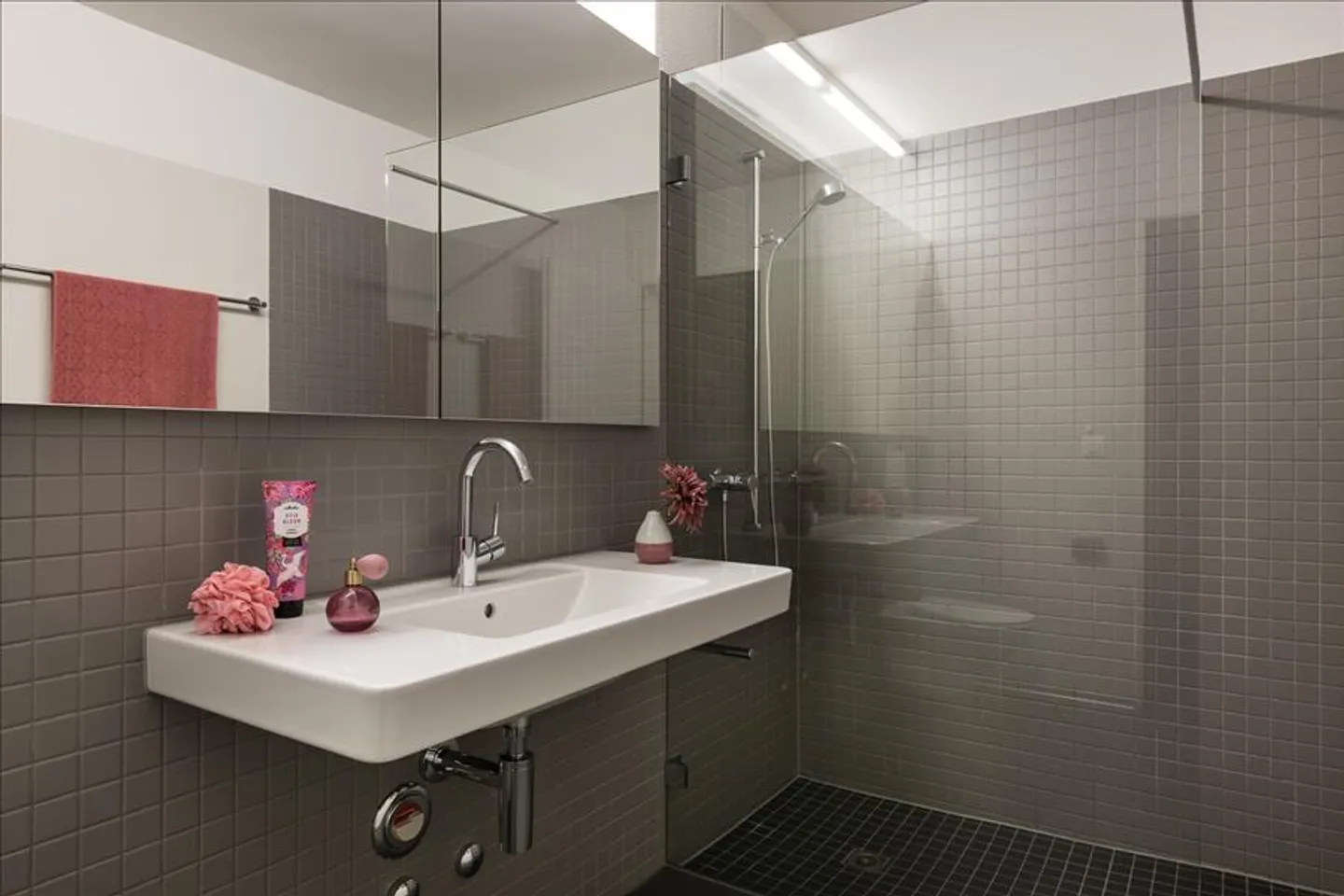 Appartement moderne spacieux - LOUER SANS DÉPÔT - Photo 7 sur 9