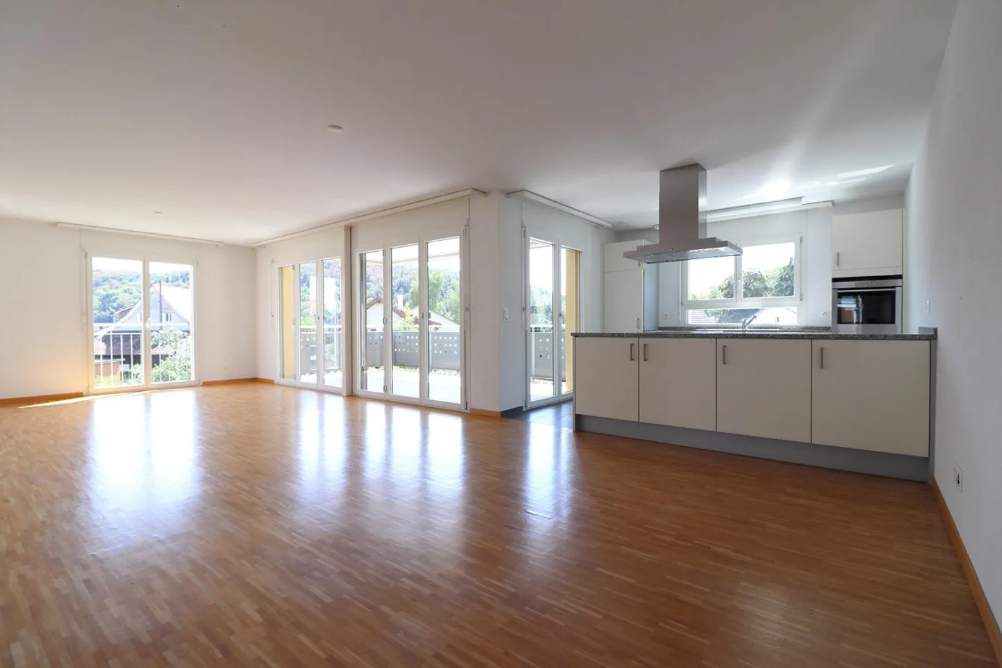 praktisch geschnittene Wohnung in ruhigem Quartier - Photo 1 of 9
