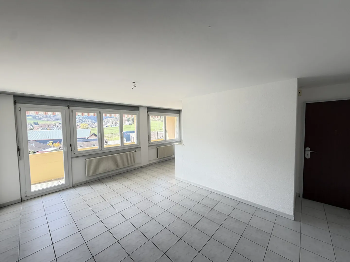 Una vista mozzafiato in un quartiere tranquillo - Foto 4 di 11