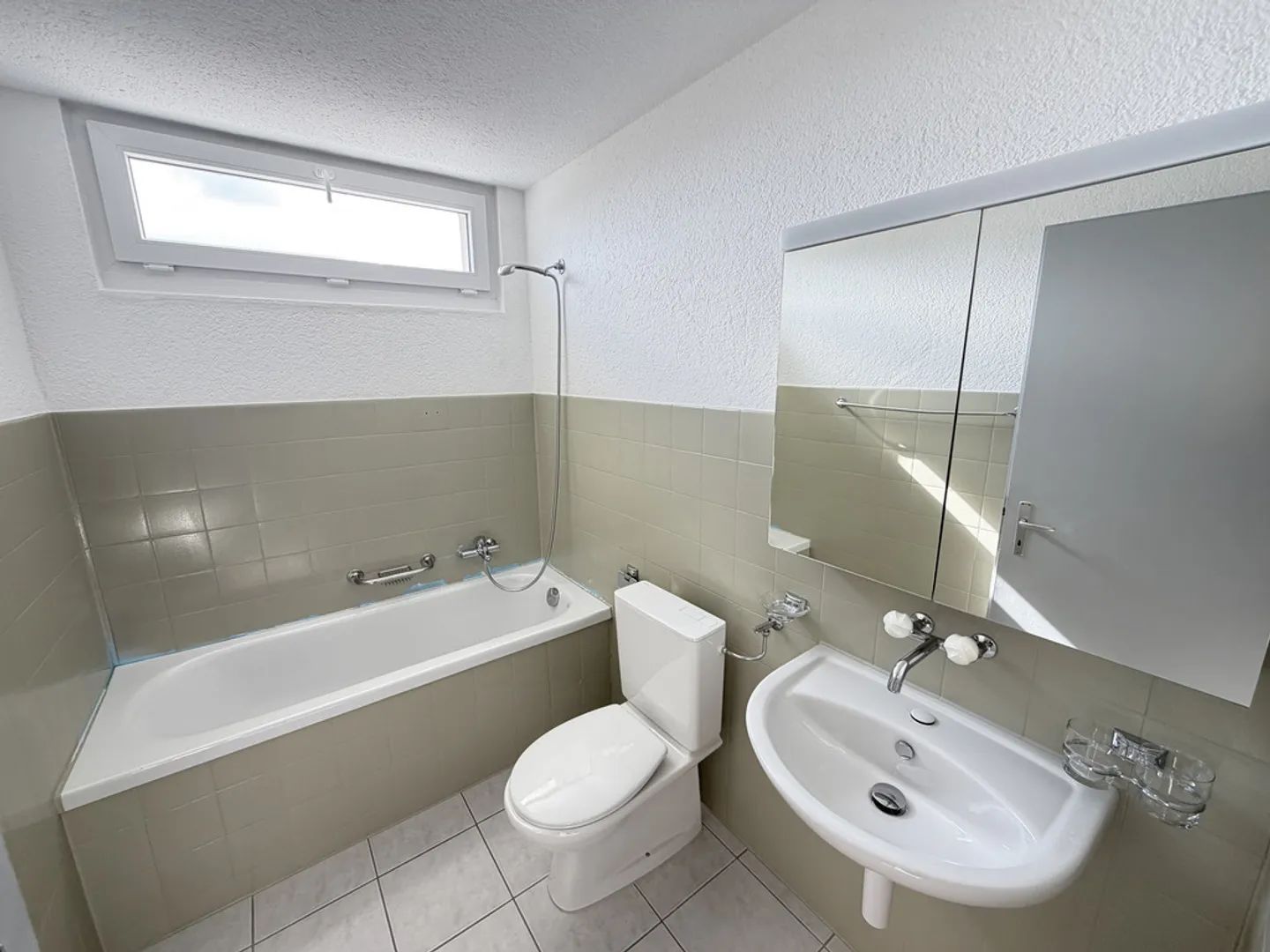 Una vista mozzafiato in un quartiere tranquillo - Foto 10 di 11