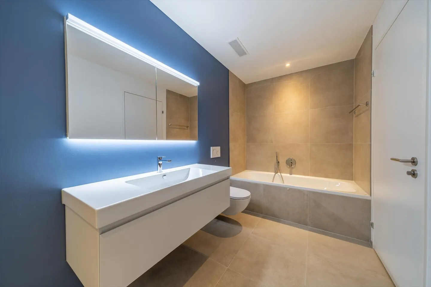 Appartamento in vendita - Foto 4 di 7