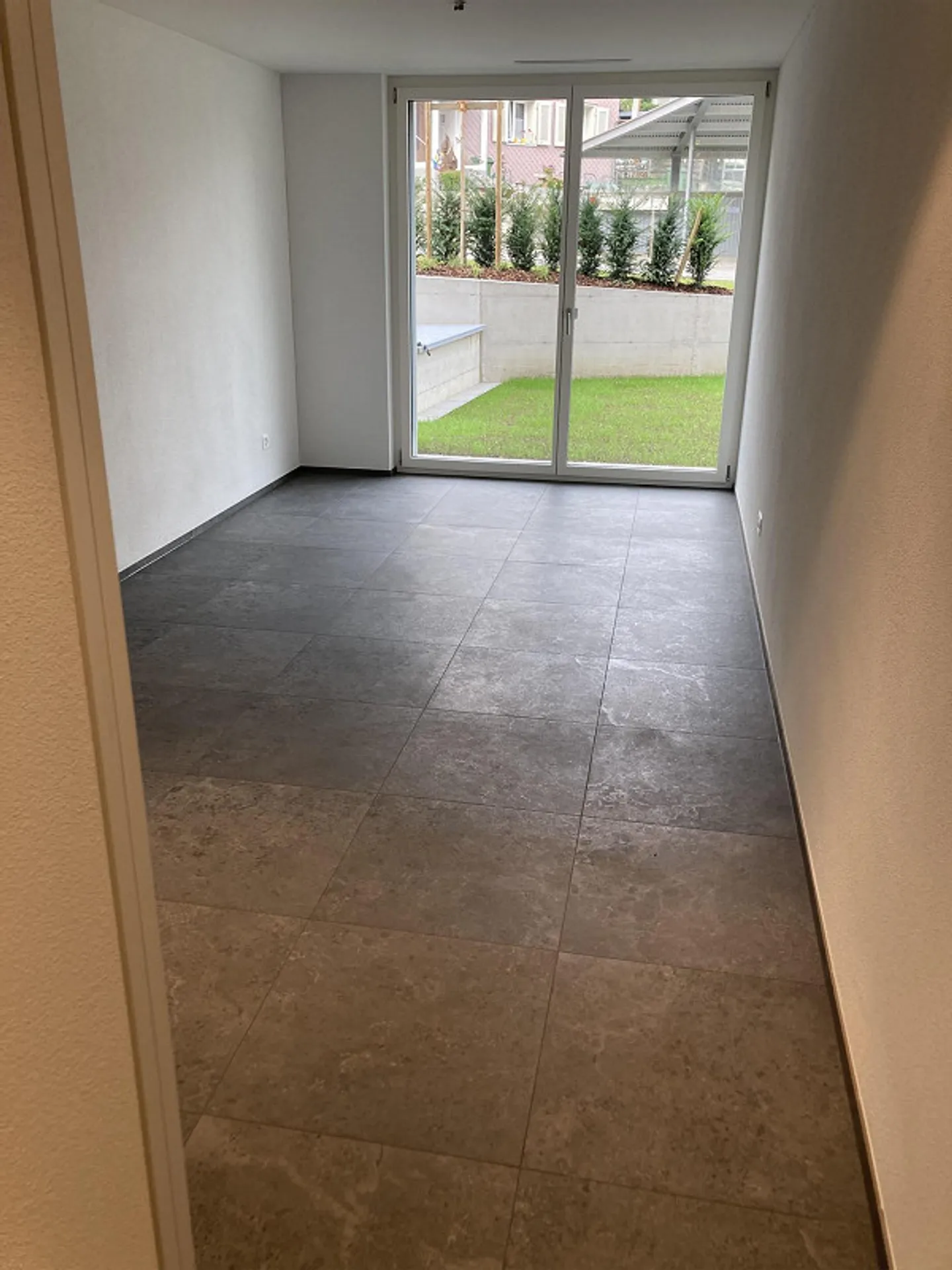 3.5 Room Ground Floor - Photo 11 of 13
