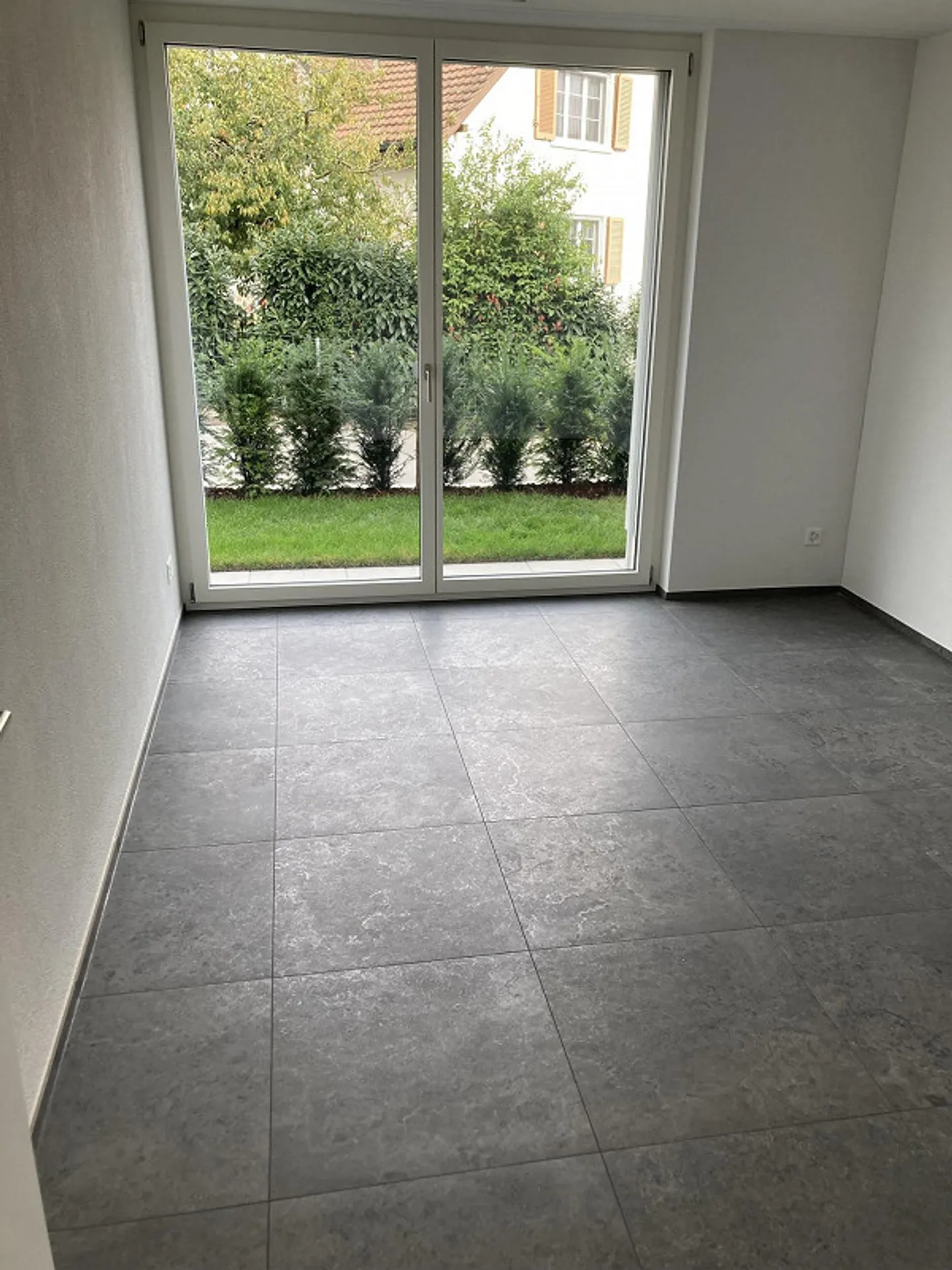 3.5 Room Ground Floor - Photo 12 of 13
