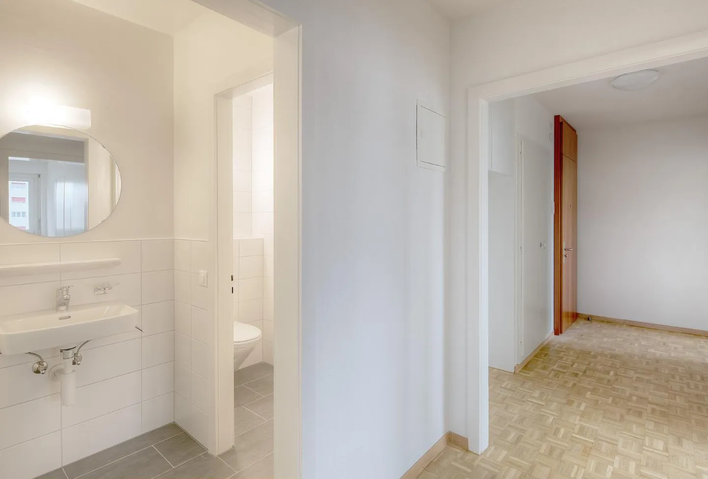 Beautiful, recently renovated apartment - Photo 4 of 7