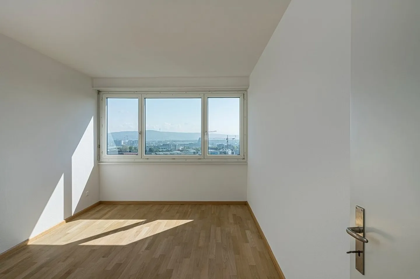 Living on the Bruderholz - Photo 8 of 11