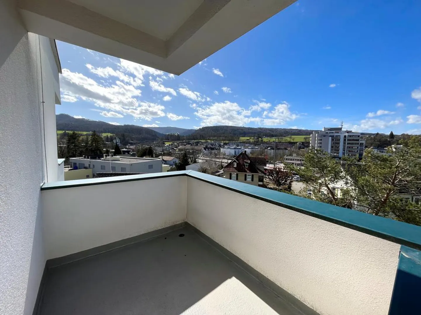 Affitto gratuito - appartamento ristrutturato, vicino alla stazione - Foto 4 di 6