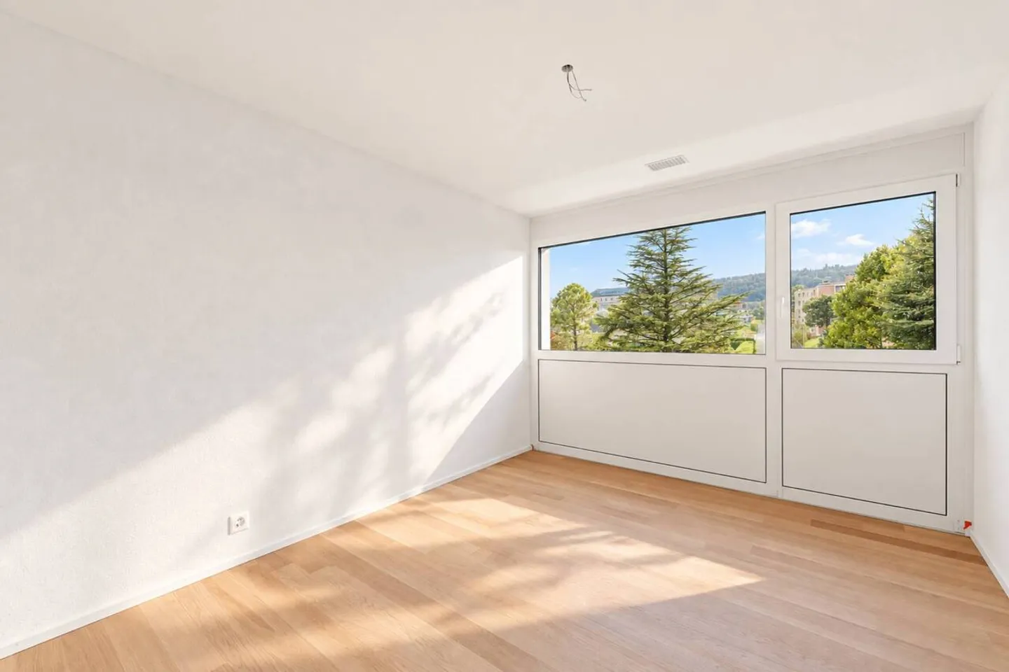 Neues und modernes Penthouse mit einer 95m2 großen Dachterrasse - Foto 5 von 9