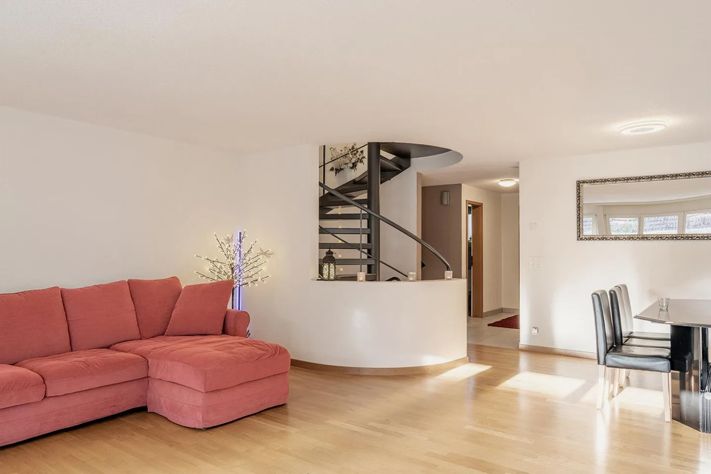 Charmantes Reihenhaus in Familienumgebung - Foto 6 von 16