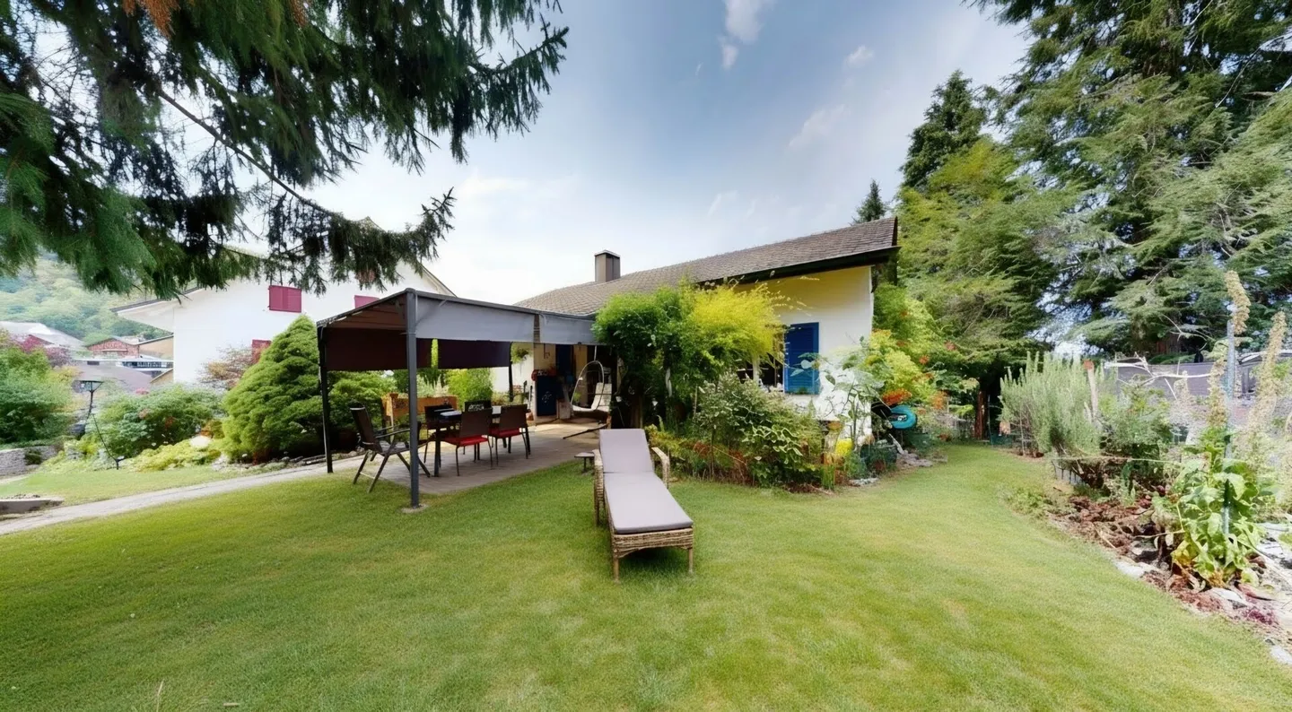 Un jardin à tomber amoureux ! Maison individuelle avec beaucoup de potentiel - Photo 1 sur 19