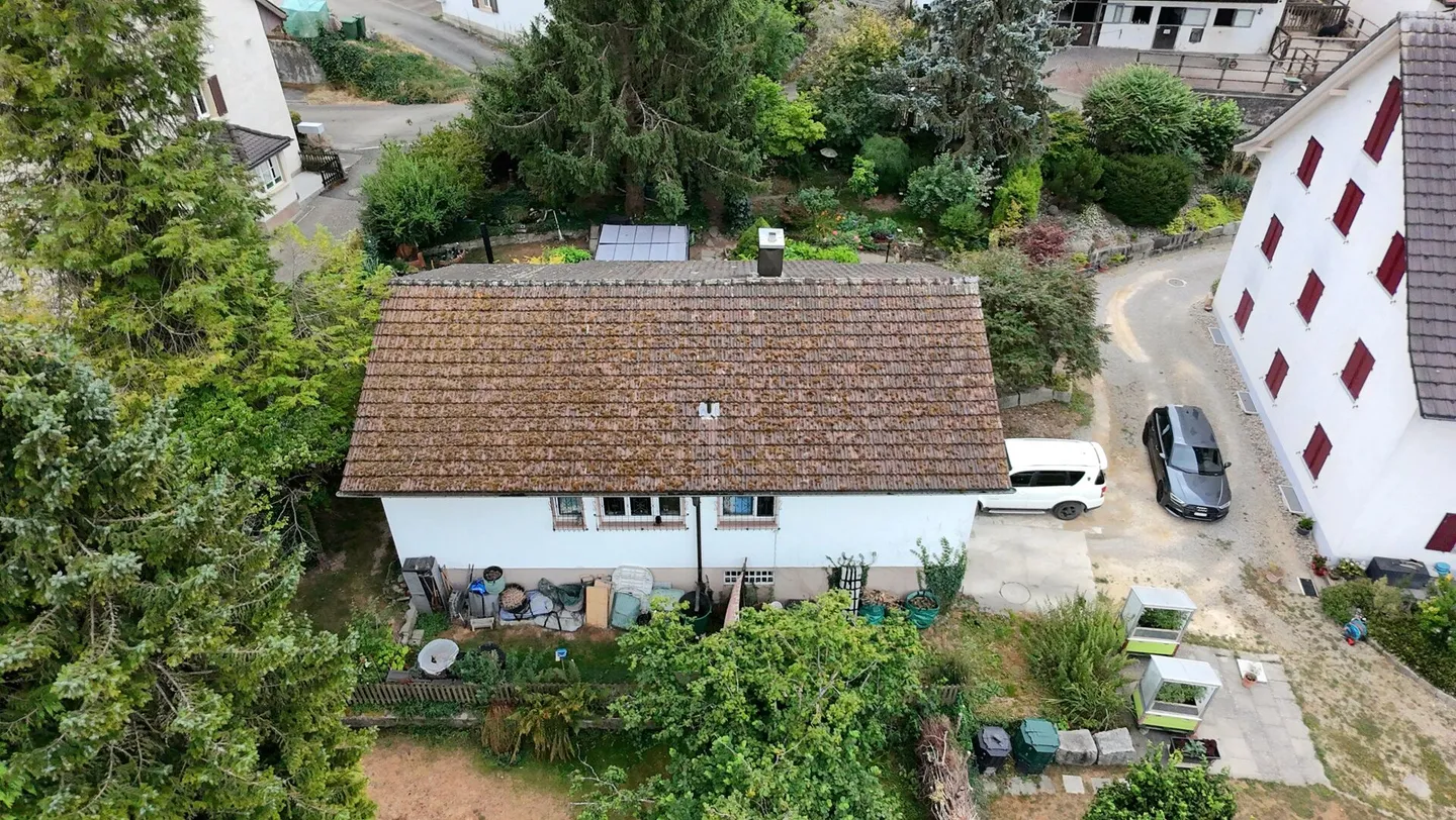 Un jardin à tomber amoureux ! Maison individuelle avec beaucoup de potentiel - Photo 6 sur 19