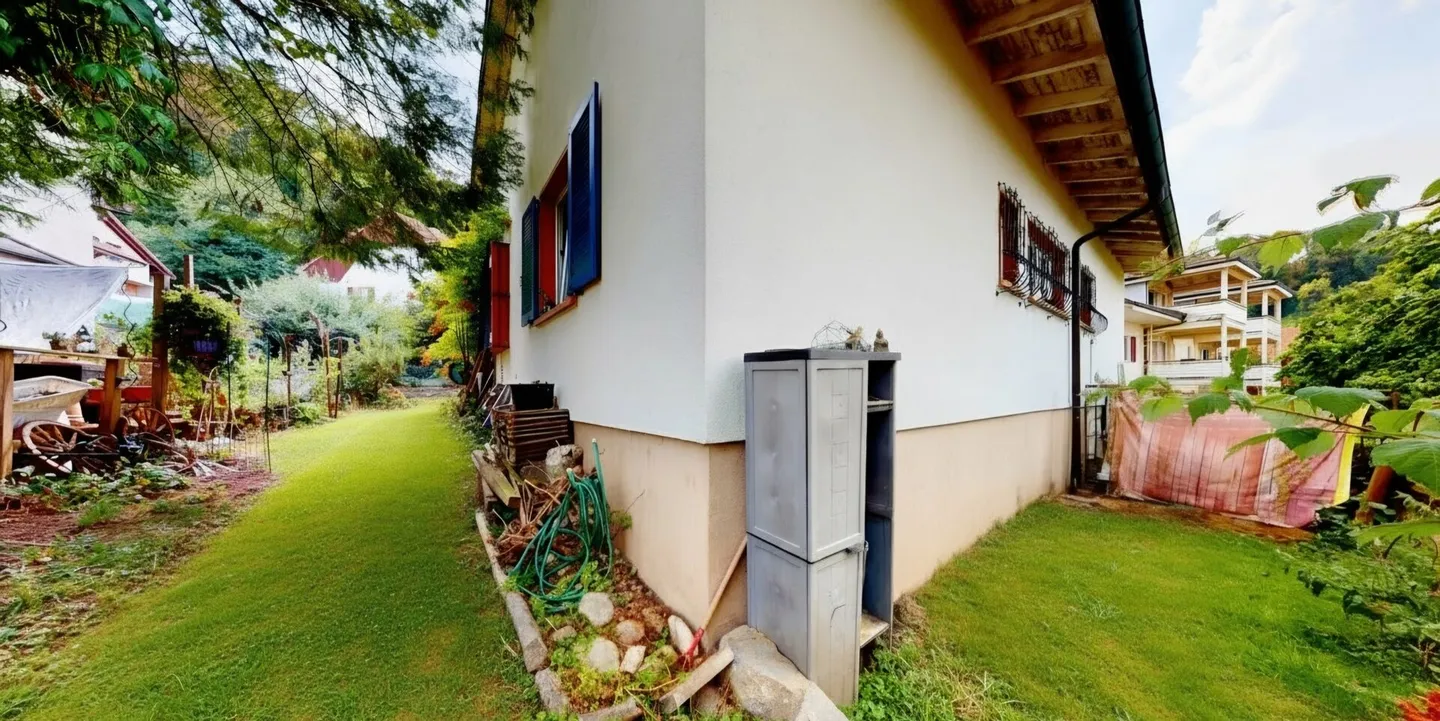 Un jardin à tomber amoureux ! Maison individuelle avec beaucoup de potentiel - Photo 8 sur 19