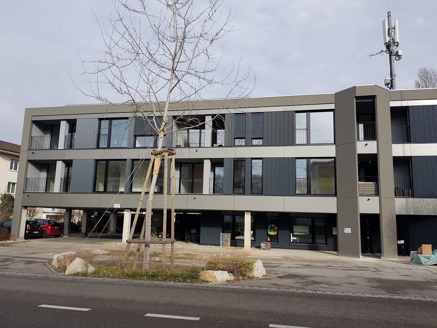 Top modern 3-room apartment on St. Jakob-Str. 110, Muttenz - Photo 2 of 11