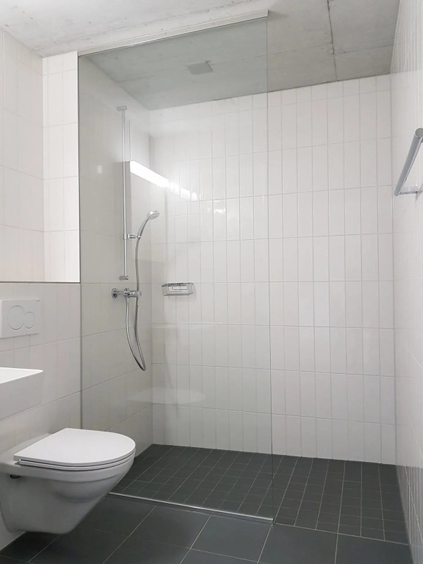 Top modern 3-room apartment on St. Jakob-Str. 110, Muttenz - Photo 4 of 11