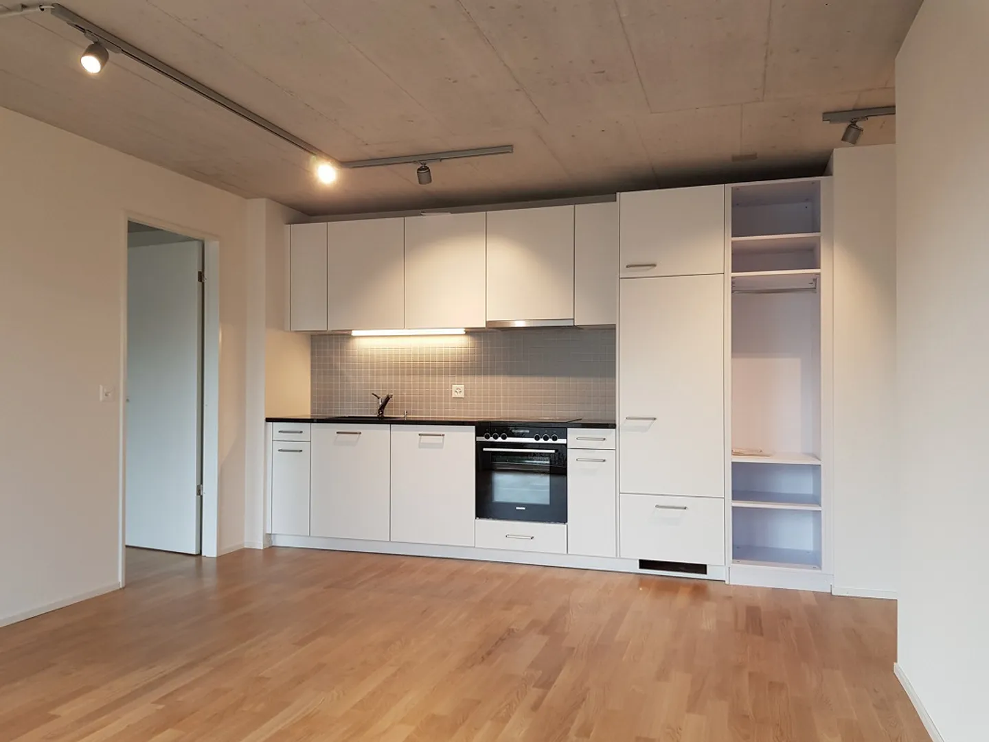 Top modern 3-room apartment on St. Jakob-Str. 110, Muttenz - Photo 8 of 11