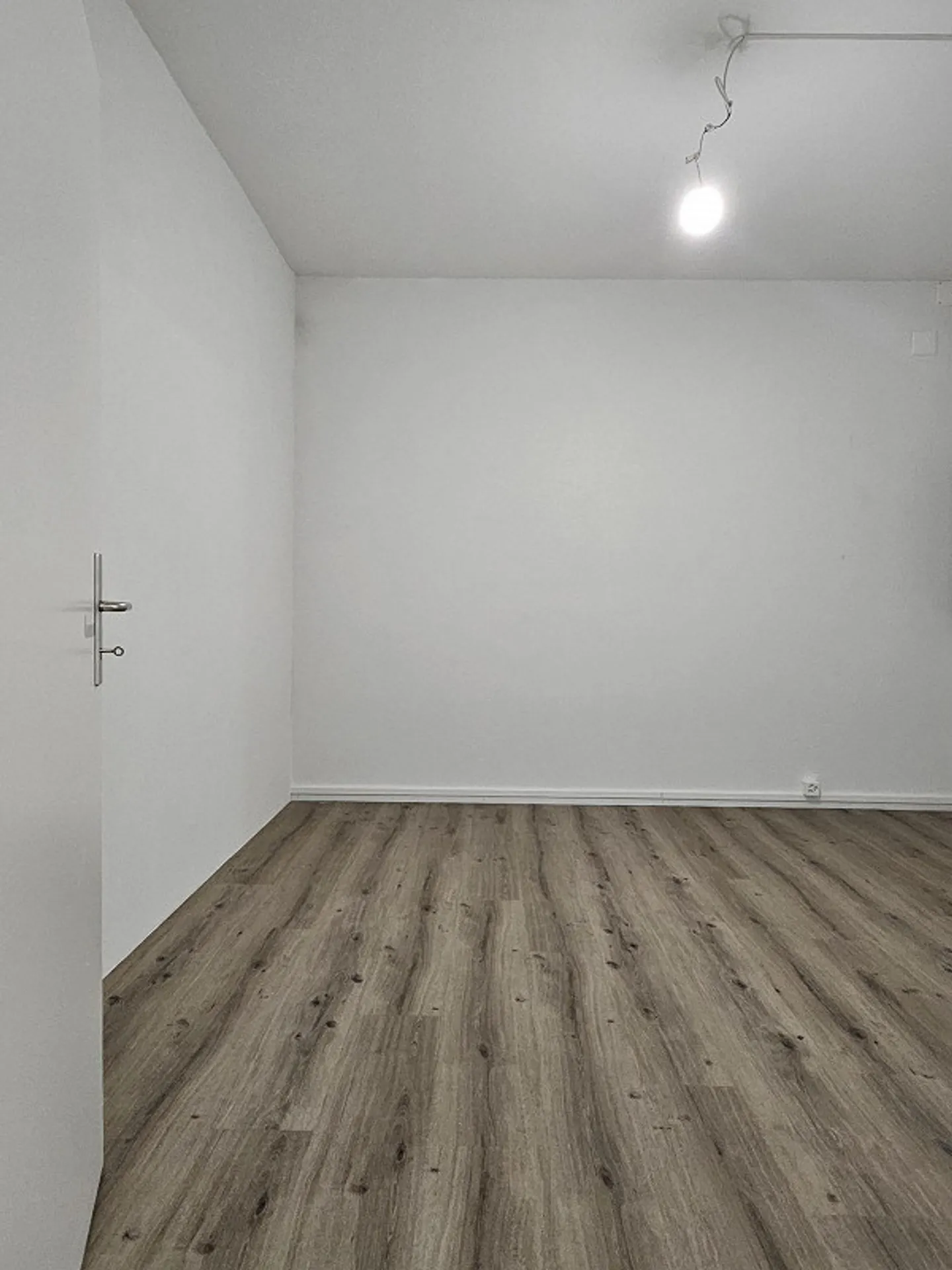 Büro zu Vermieten - Foto 9 von 12
