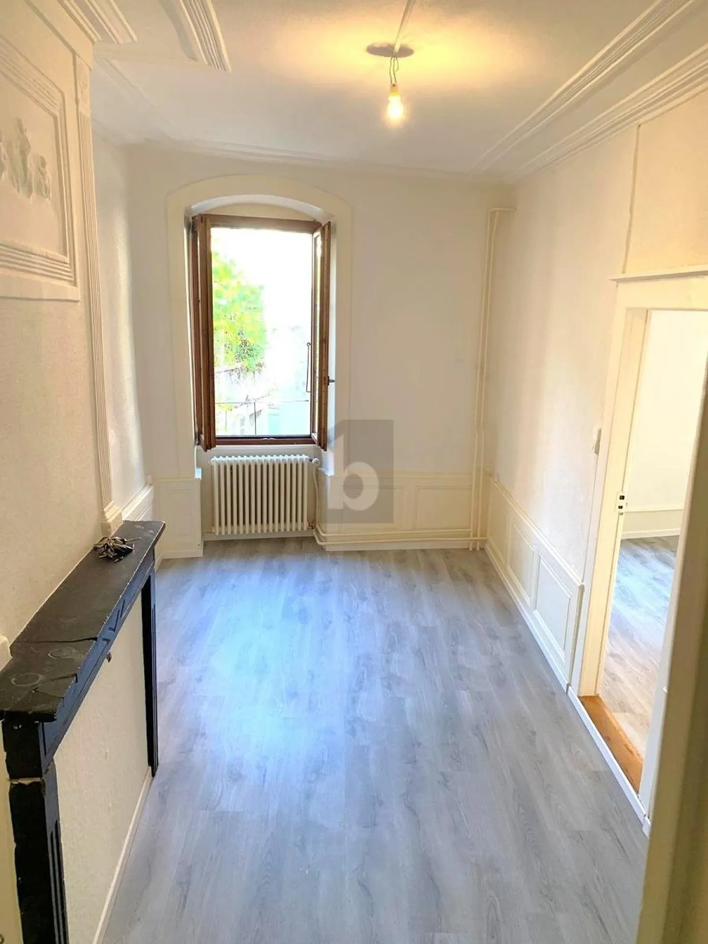 IN THE CITY CENTER WITH YIELD! - Photo 2 of 4