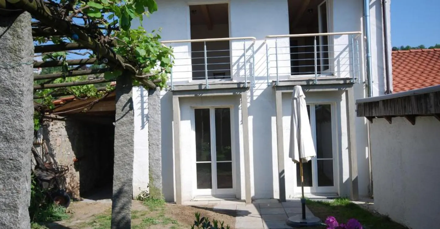 Gemütliches, unabhängiges Haus mit 4,5 Zimmern in privilegierter Lage... - Foto 1 von 8
