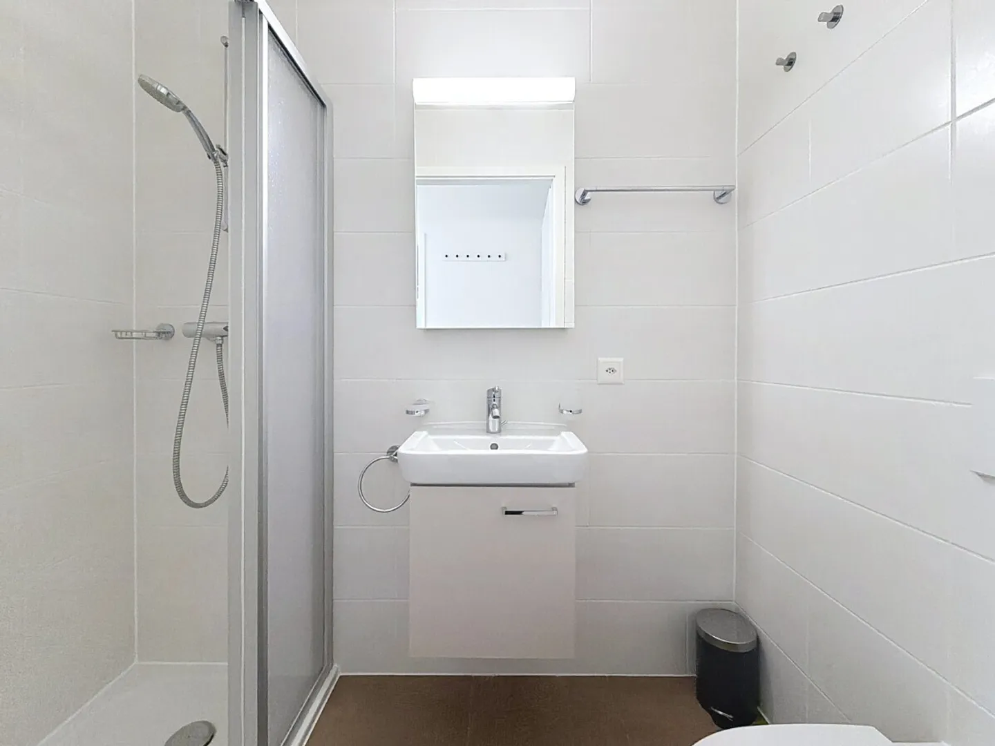 Appartamento spazioso, luminoso e attraversato di 5 stanze, 3 camere! - Foto 7 di 8