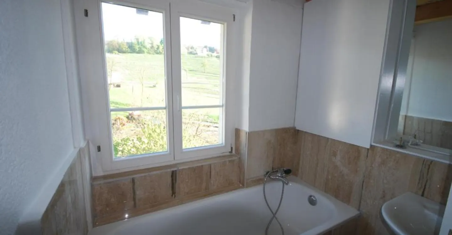 Gemütliches, unabhängiges Haus mit 4,5 Zimmern in privilegierter Lage... - Foto 5 von 8