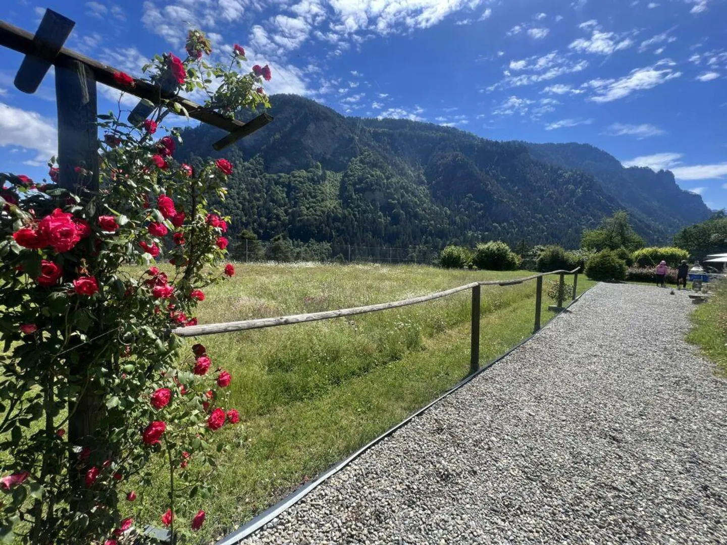 Casa di giardino con carattere di Maiensäss con molto spazio circostante in una posizione soleggiata - Foto 10 di 10