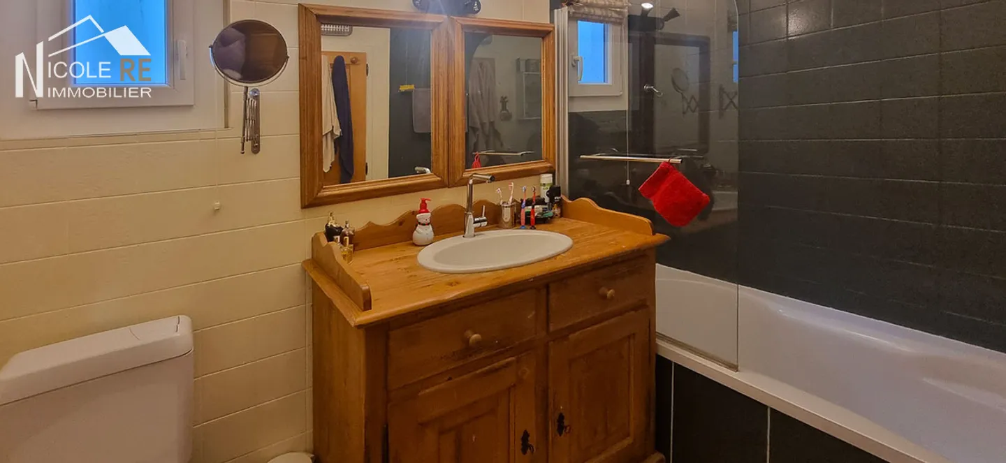 Charming Individual Chalet - Photo 38 of 49