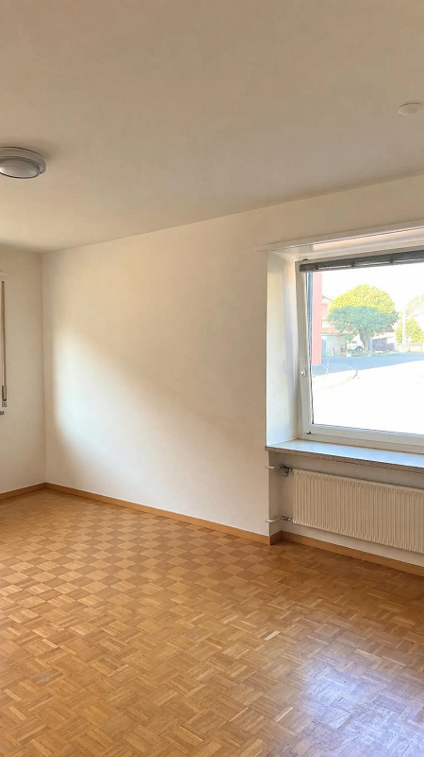 Appartamento 3.5 locali in posizione centrale a Domat/Ems - Foto 4 di 8
