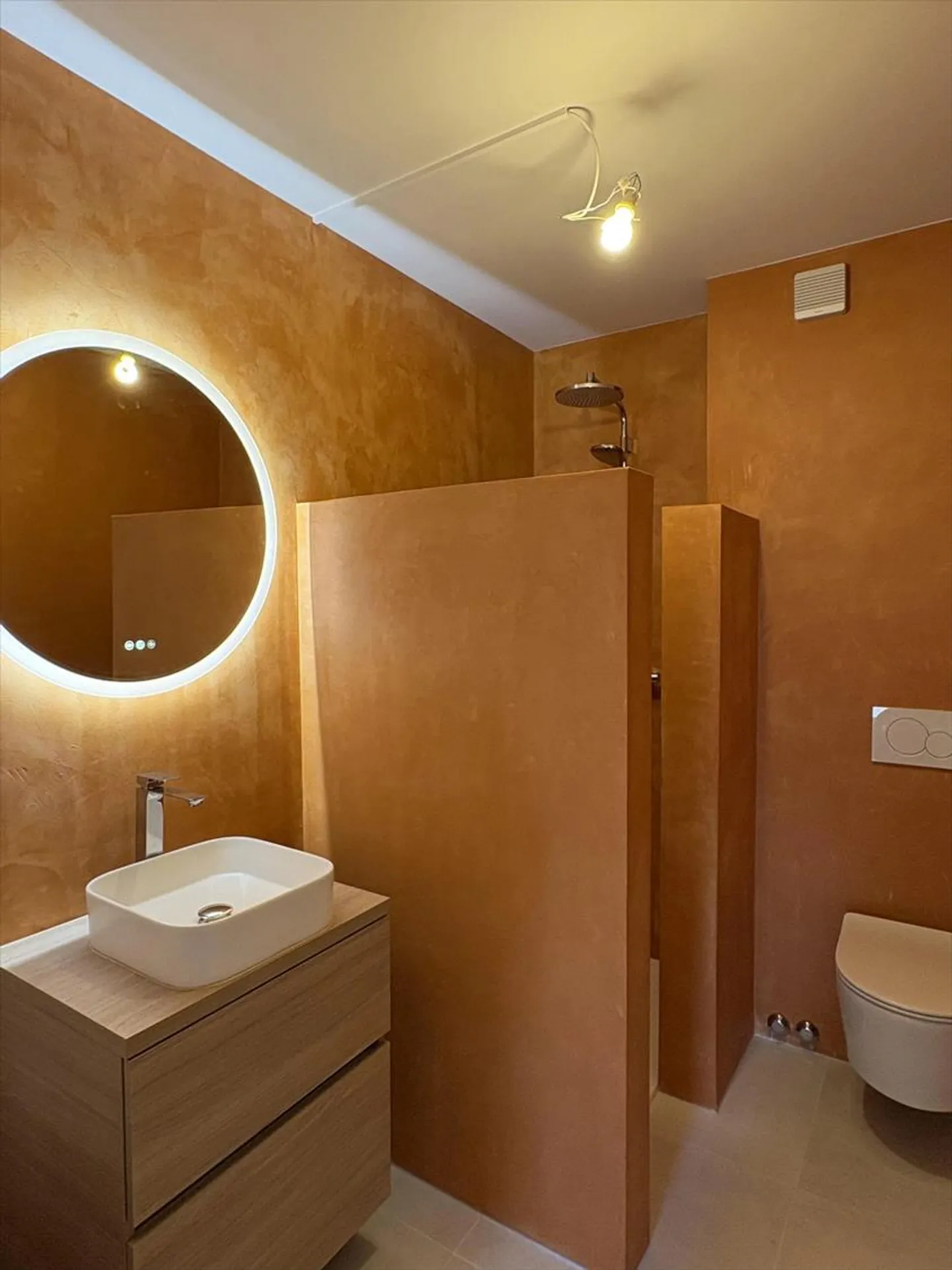 Appartement avec 5.5 pièces dans les combles - Photo 6 sur 13