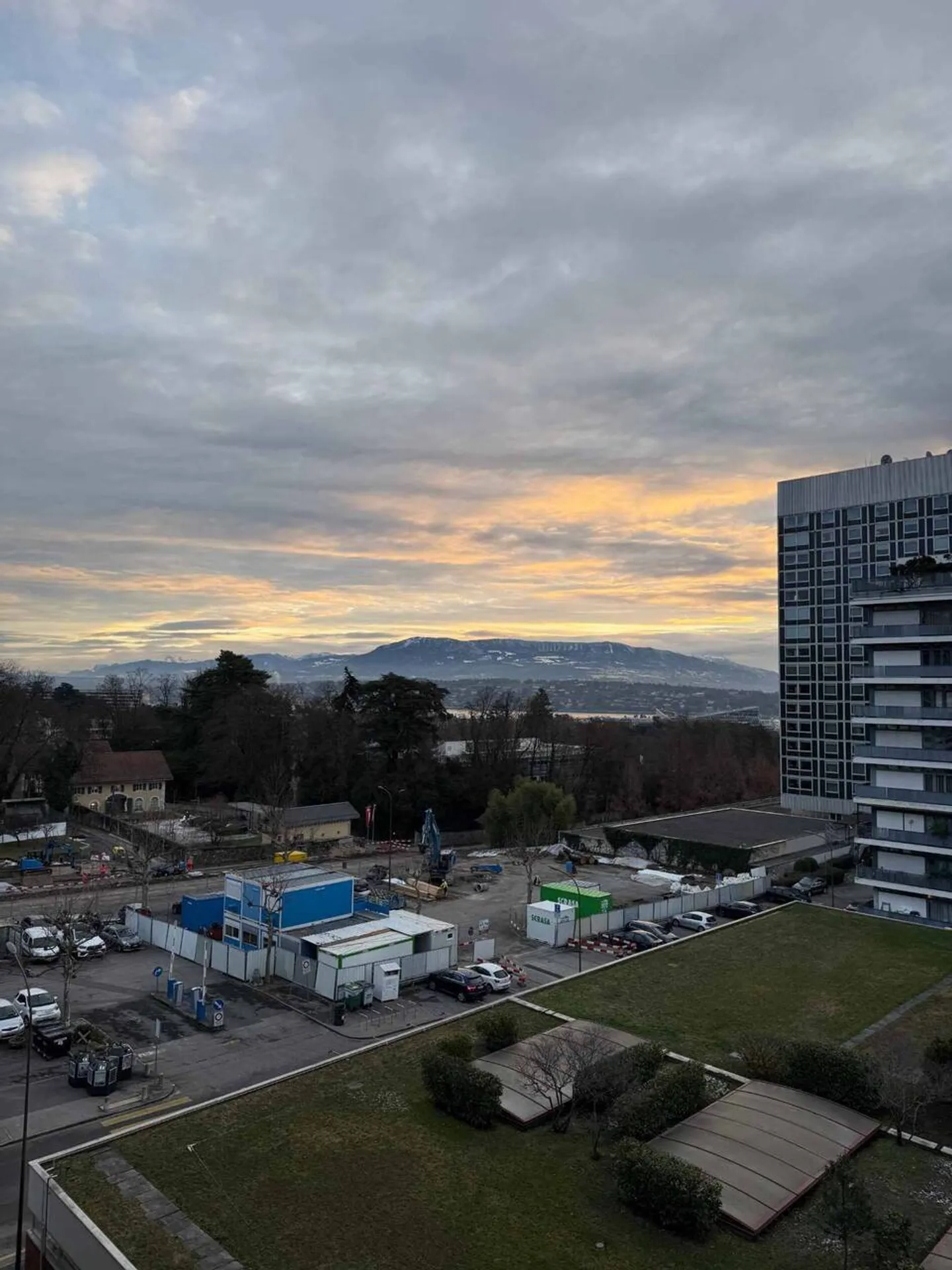 Schönes 4-Zimmer-Apartment mit Seeblick - Foto 1 von 7