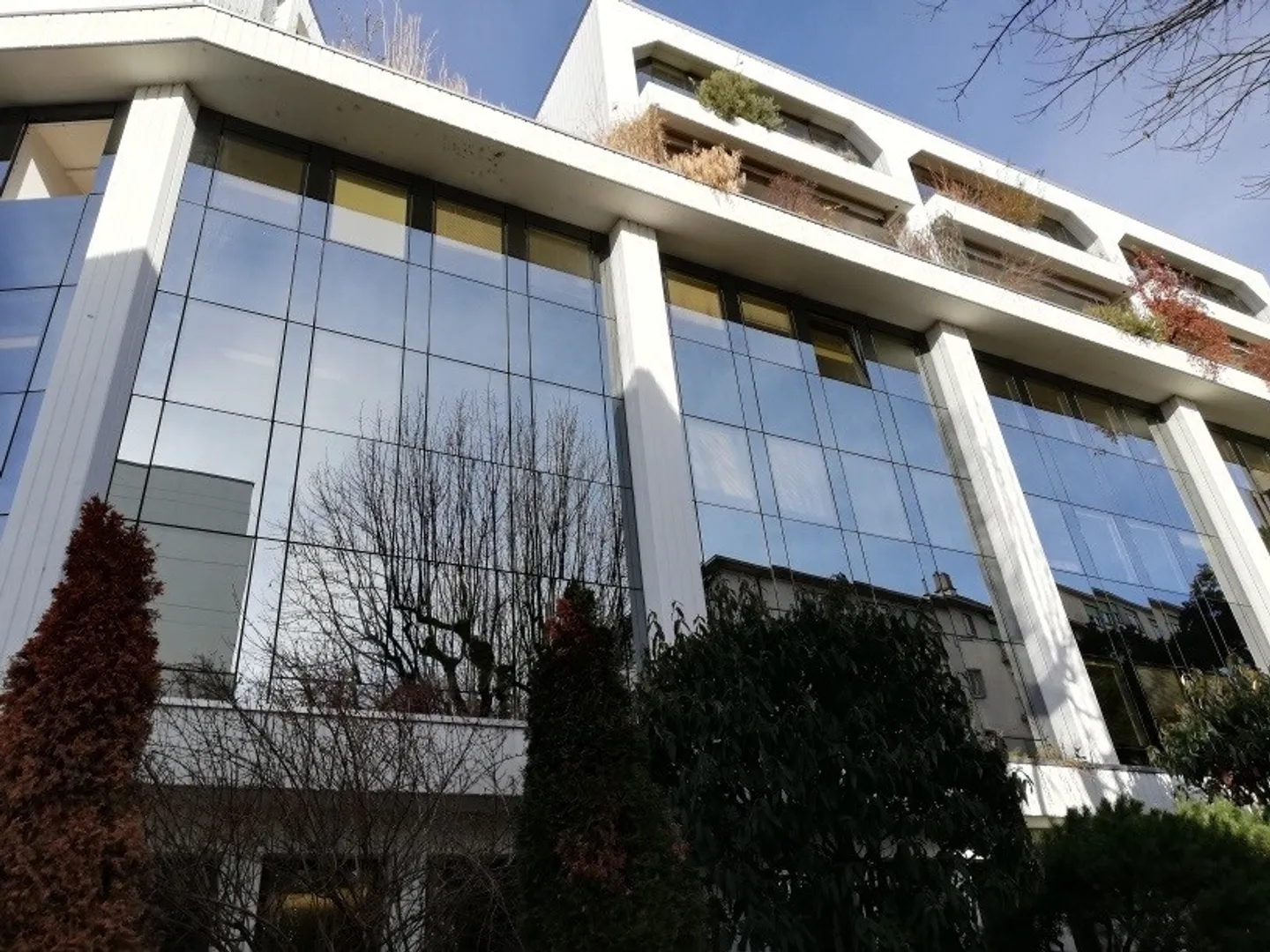 Parcheggio interno per auto - Foto 1 di 1