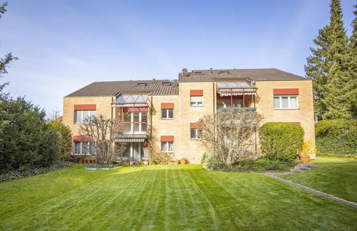 Gemütliche Wohnung am Rande von Bottmingen - Photo 1 of 12