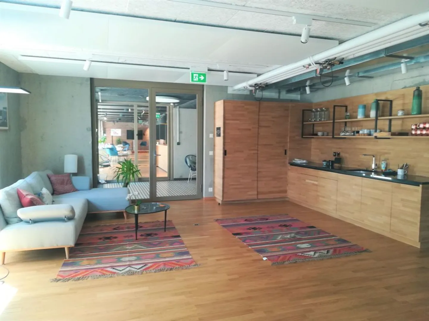 Une surface se libère ! Vue sur le lac, bureau de 360 m2 à louer à Morges - Photo 8 sur 10