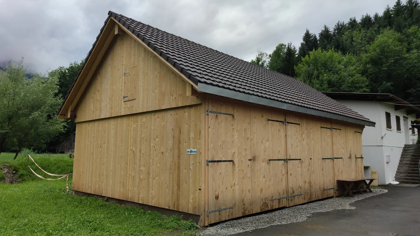 Parking space - Garage / Caravan / Storage for boat etc. - Photo 1 of 2