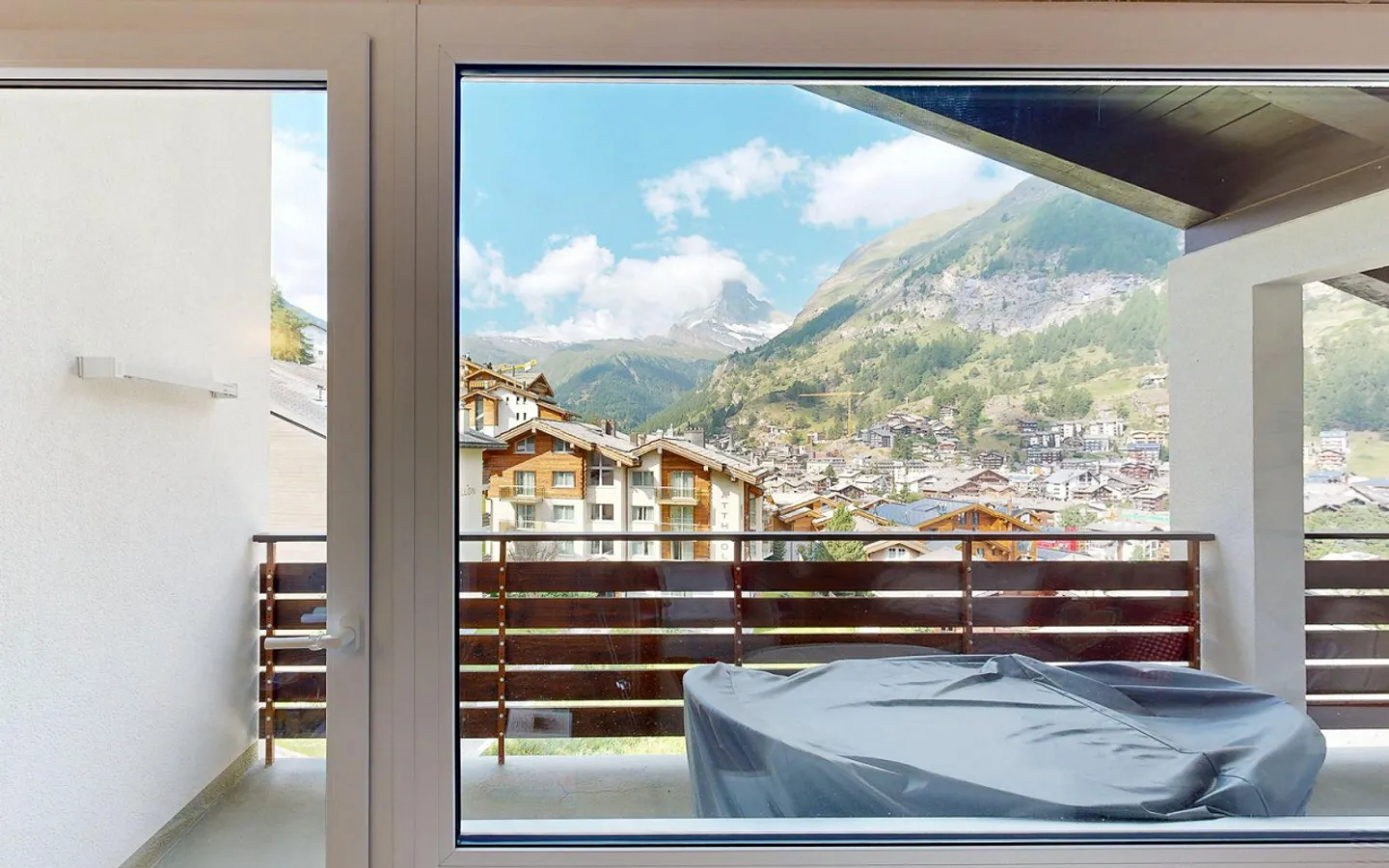 Attic apartment with a beautiful view - Photo 5 of 11