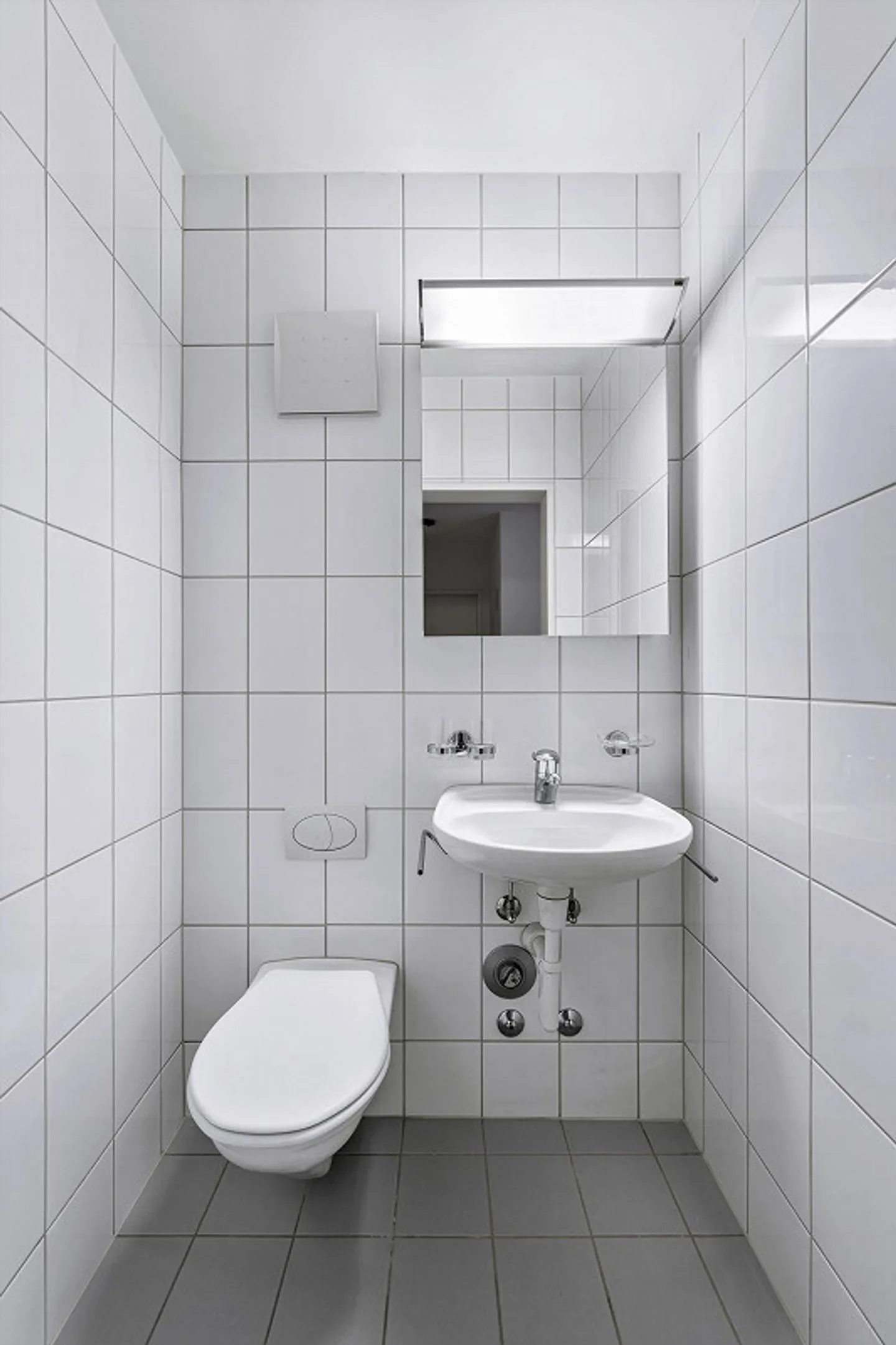 Charming Single Apartment - Photo 3 of 4