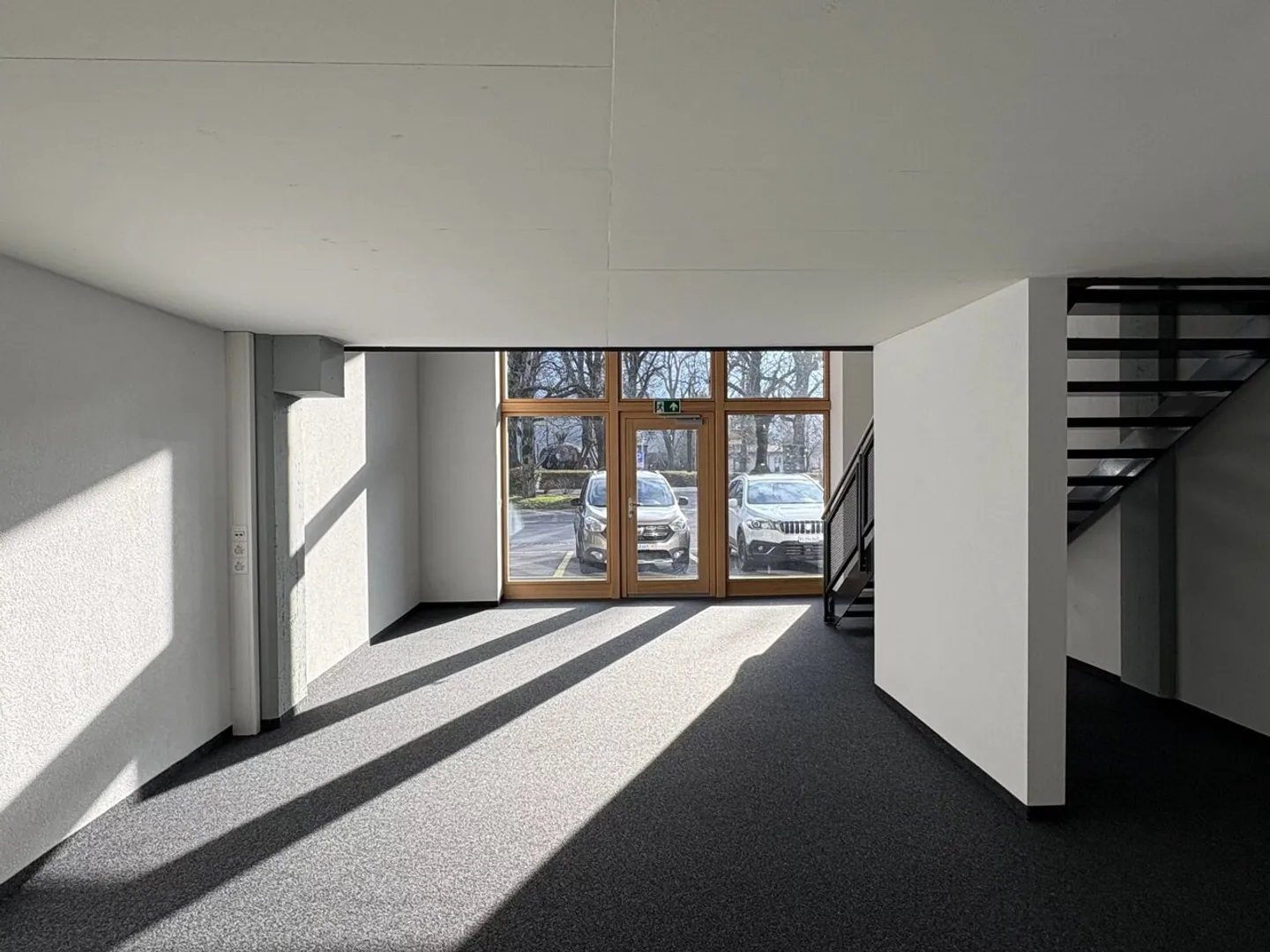 Große Verkaufsfläche von 140 m2 im alten Arsenal in Bex - Foto 2 von 6