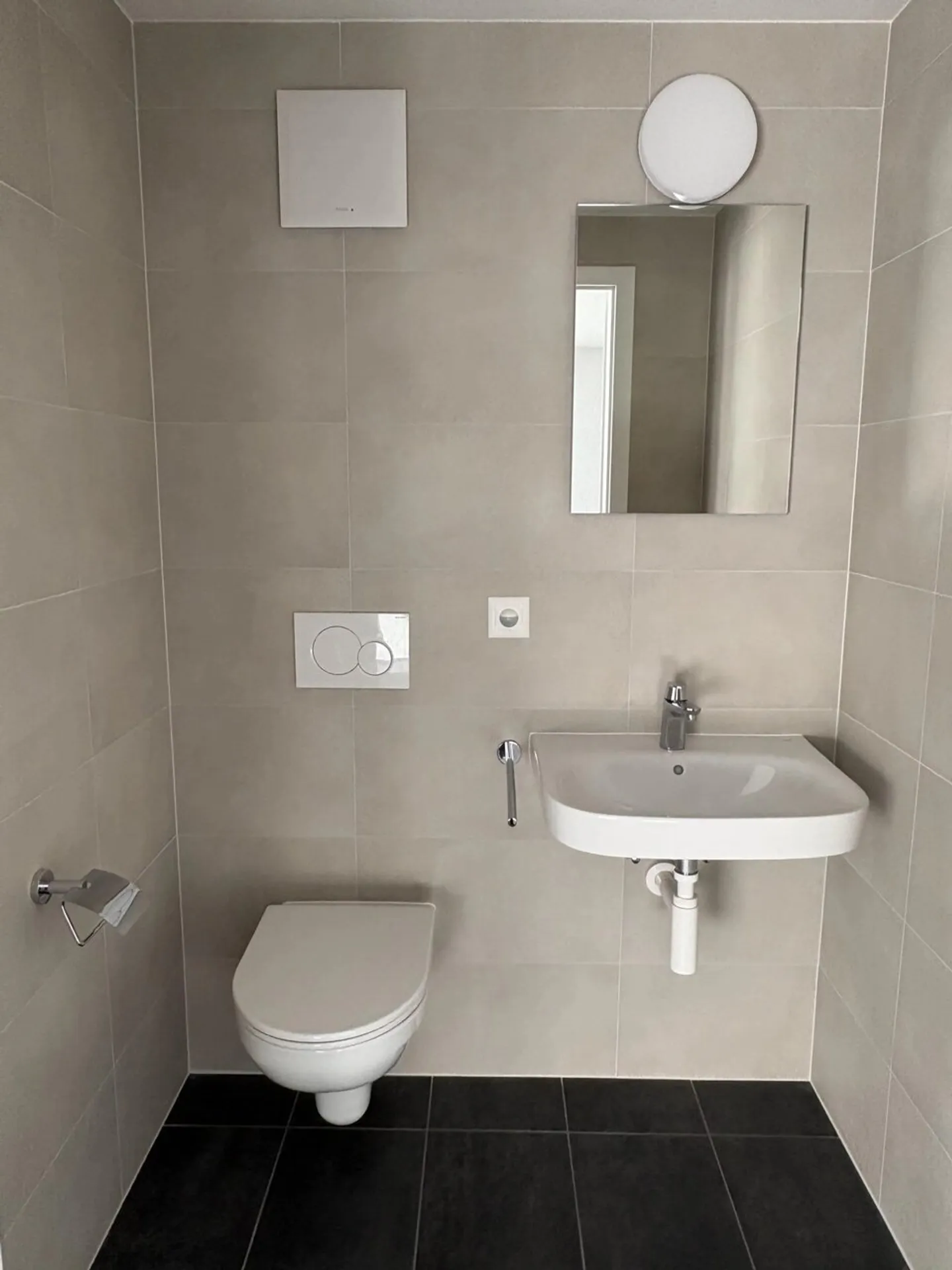 Große Verkaufsfläche von 140 m2 im alten Arsenal in Bex - Foto 4 von 6