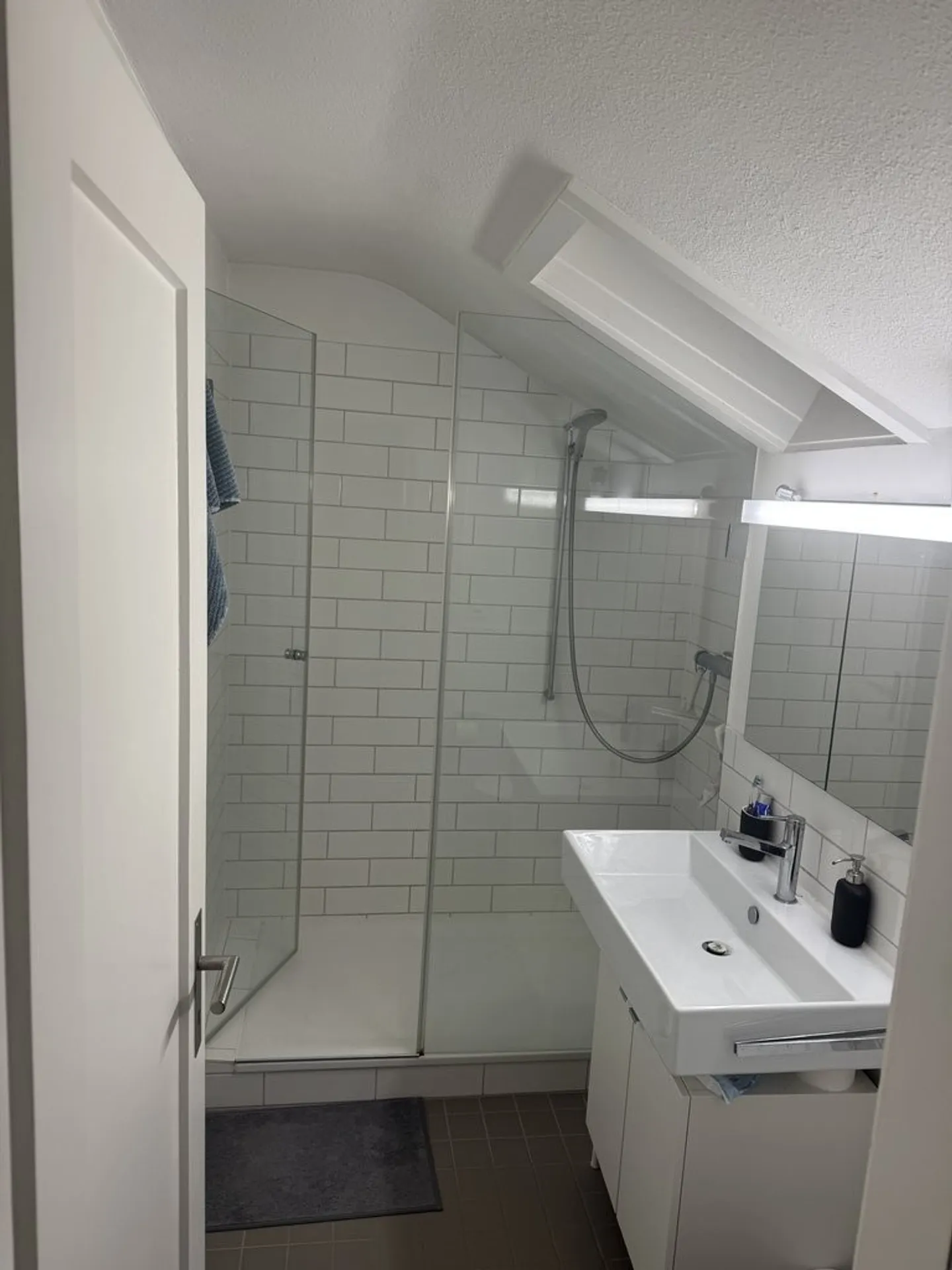 Dachgeschoss 3,5 Zimmer - Foto 4 von 8