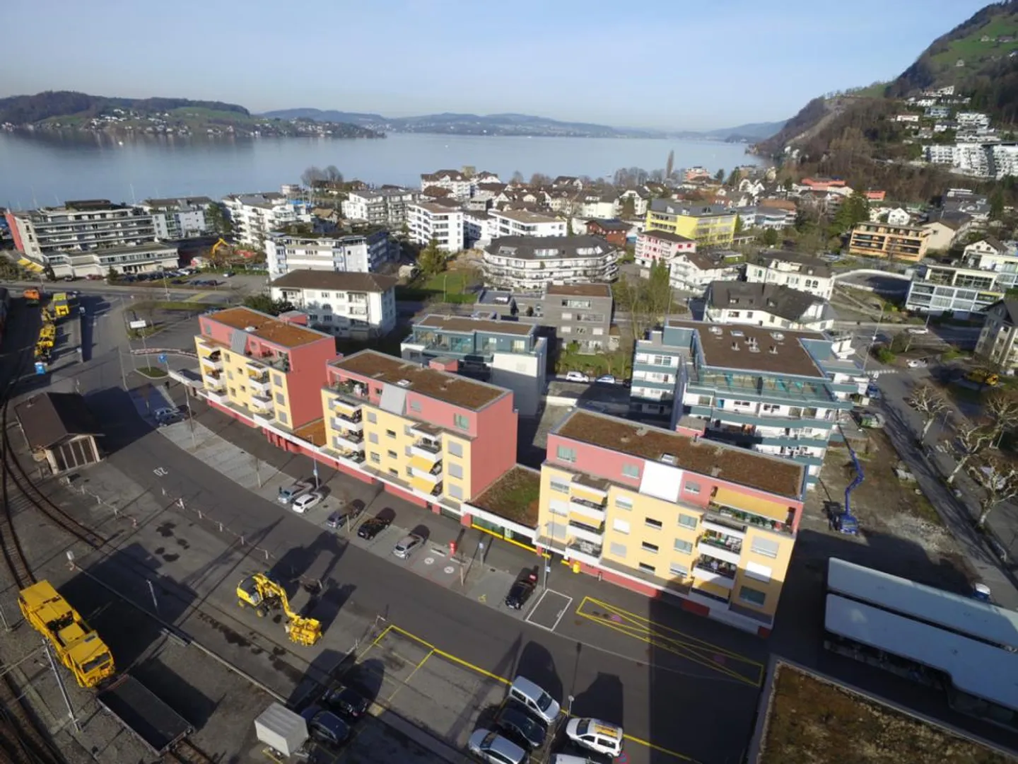 Parking dans le meilleur emplacement - Photo 1 sur 2
