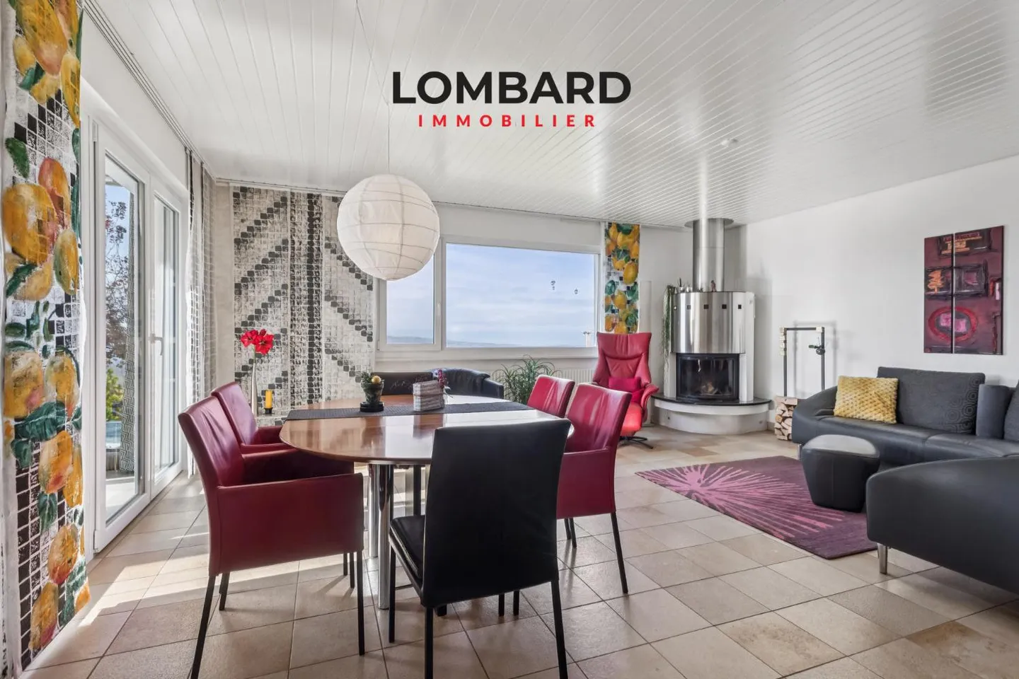 Spacious family home on one level with independent studio - Photo 3 of 7