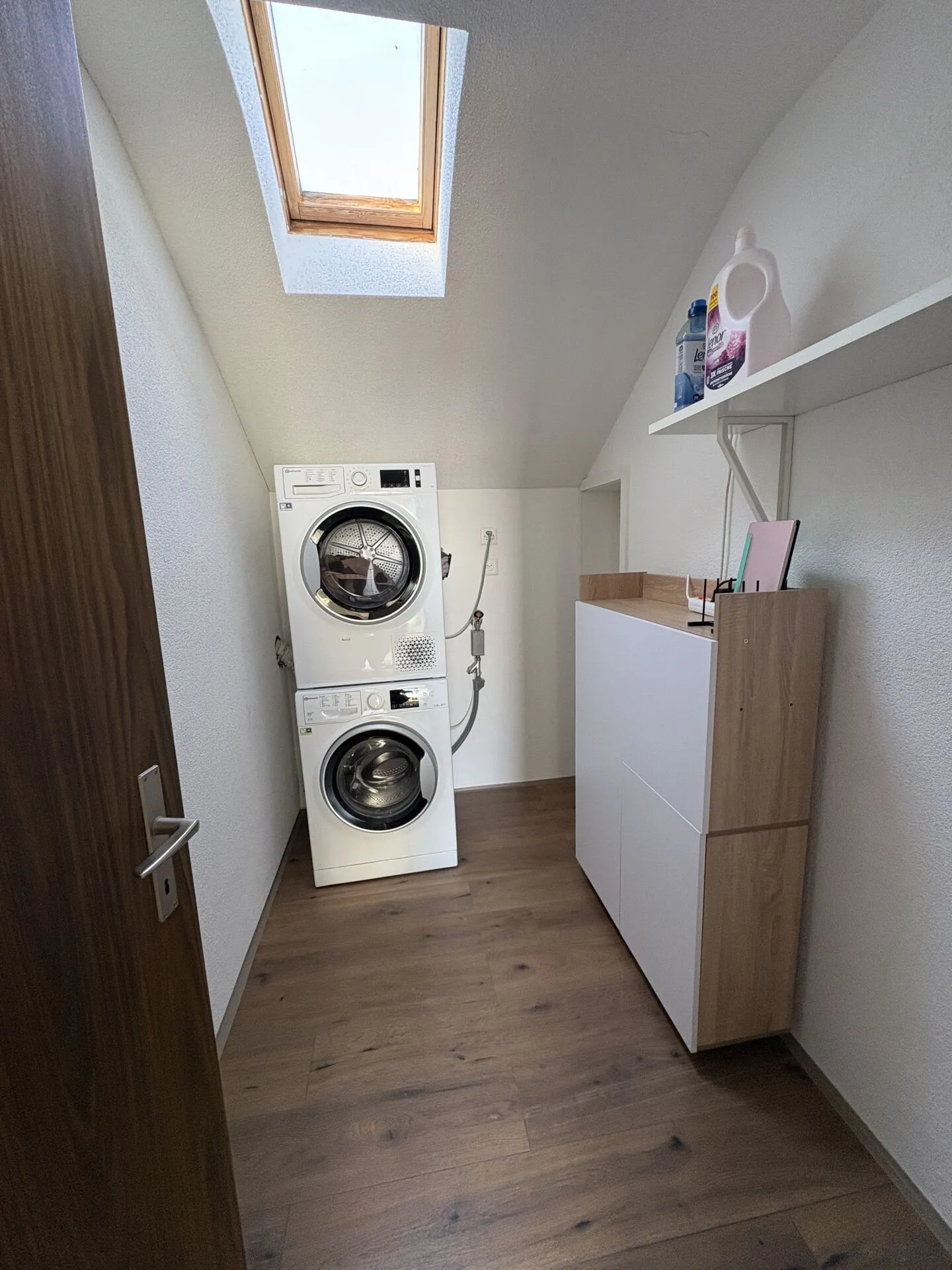 Grosszügige, helle 4.5 Zimmer- Attikawohnung mit Alpensicht - Foto 12 di 12