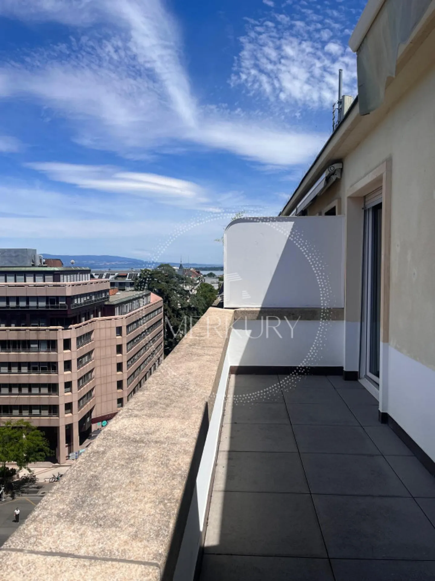 Charmante Wohnung mit Traumhaftem Blick - Foto 3 von 10