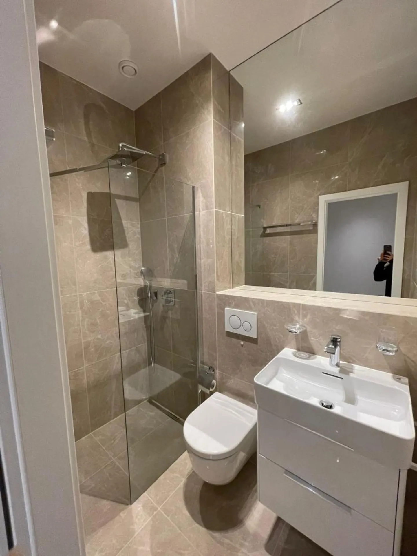 Modern Studio in Versoix - Photo 4 of 5