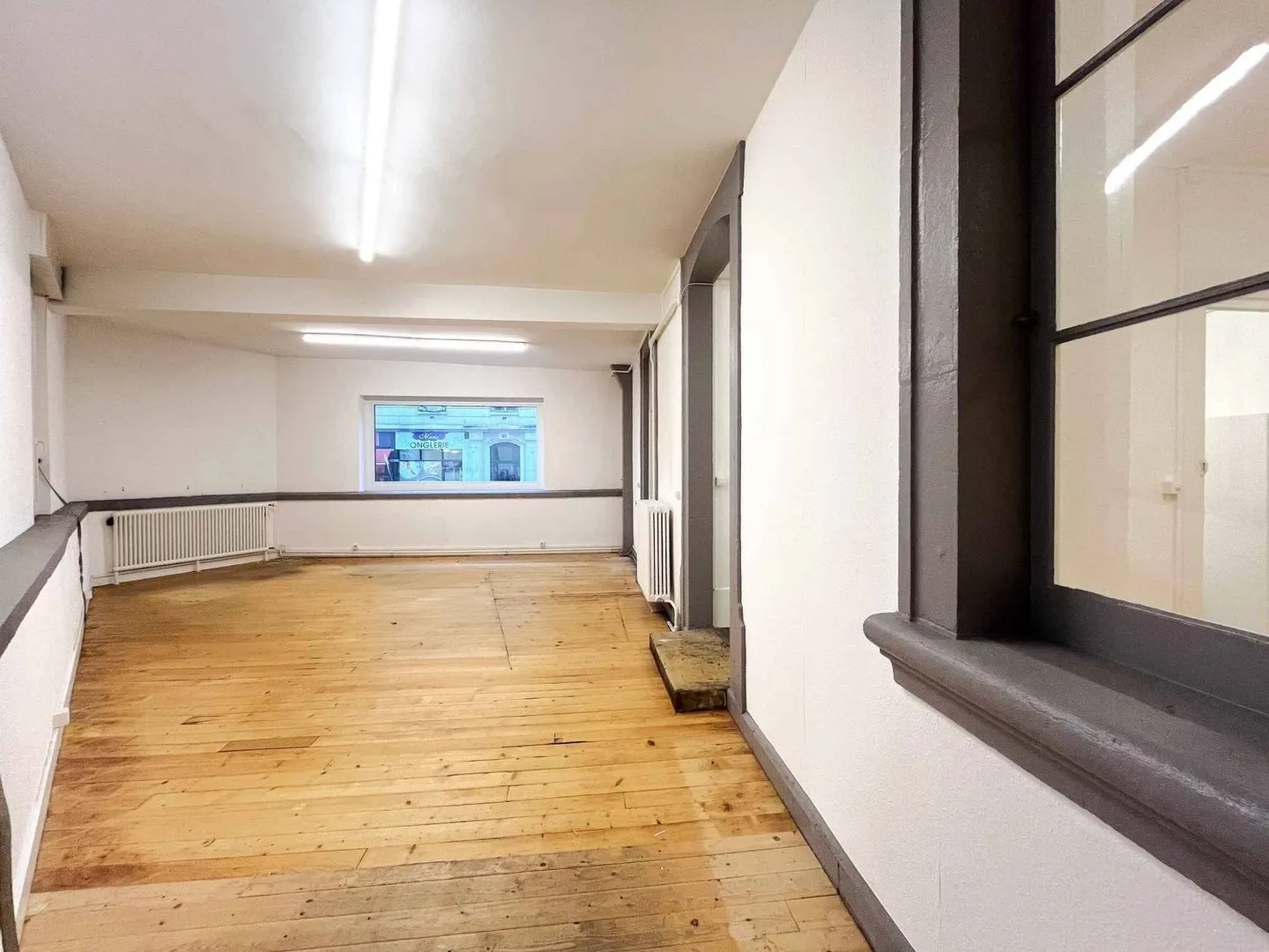 Büros von 178m2 - in der Nähe des Bahnhofs - Foto 3 von 11