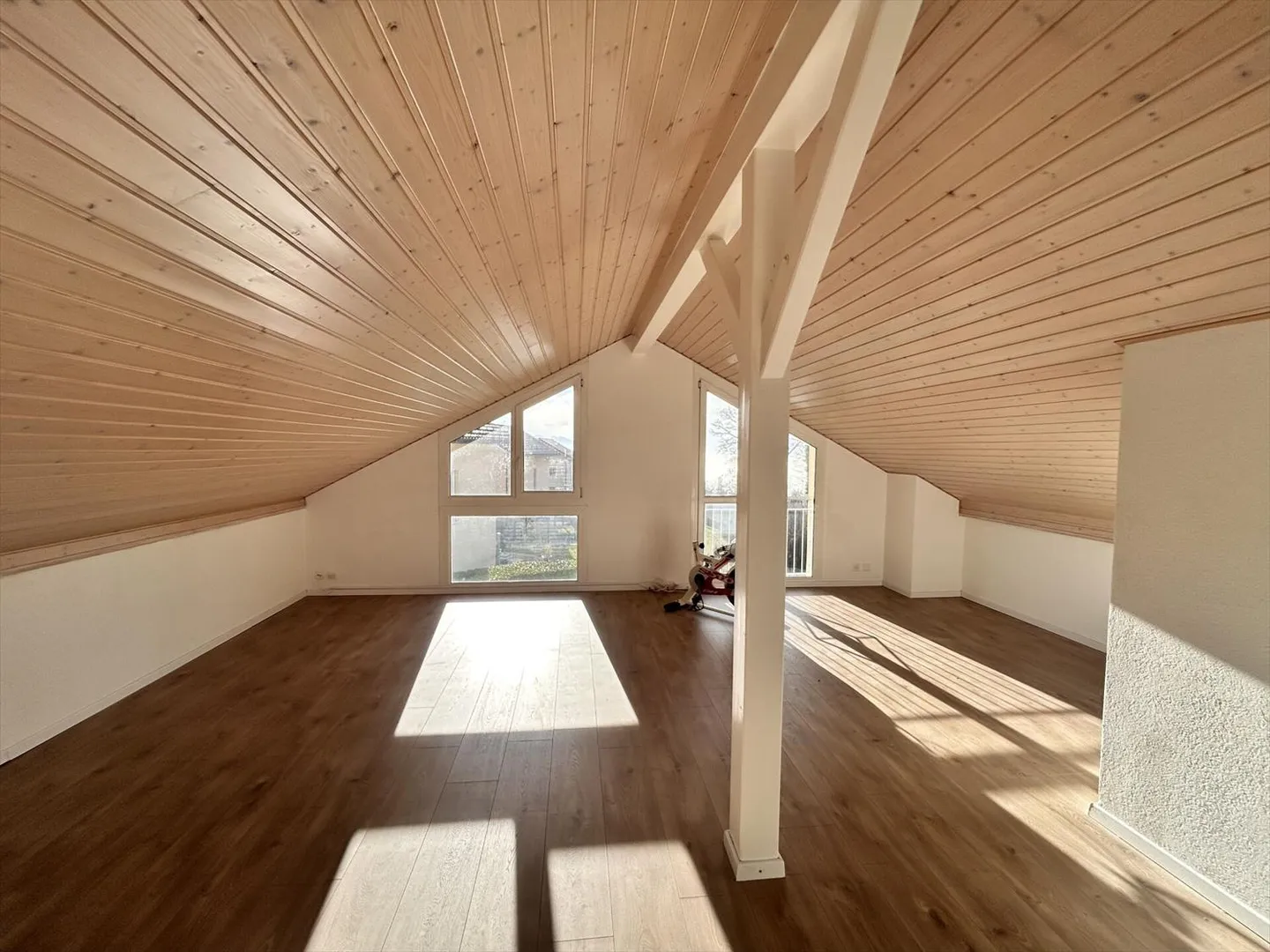 Semi-Detached House 5.5 Rooms - Photo 10 of 13