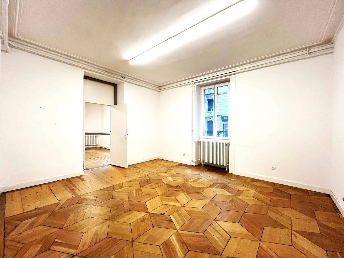 Büros von 178m2 - in der Nähe des Bahnhofs - Foto 2 von 11